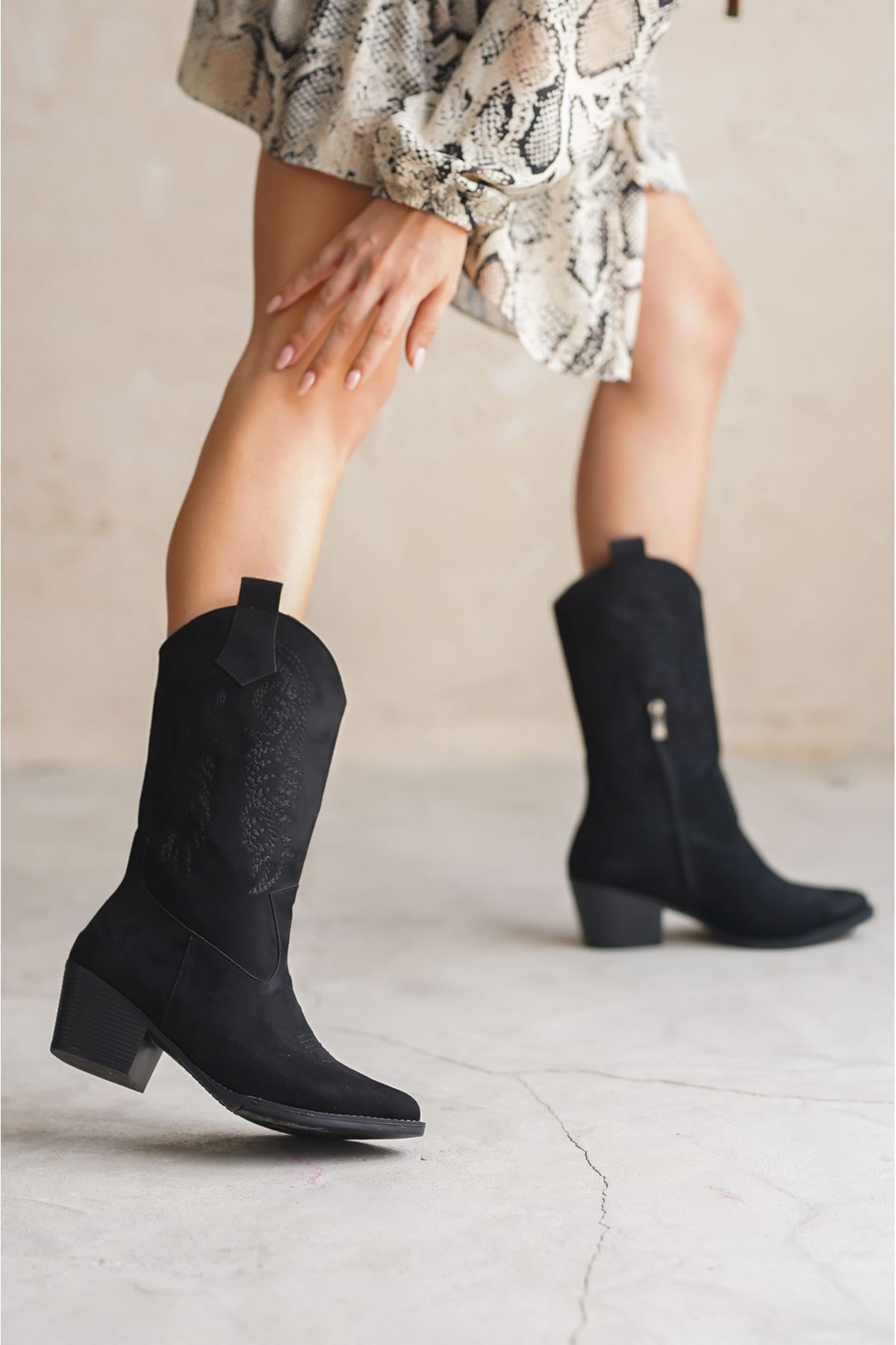 MODAADAM Women s Delmar Cowboy Boots Plain Black Suede Trendyol