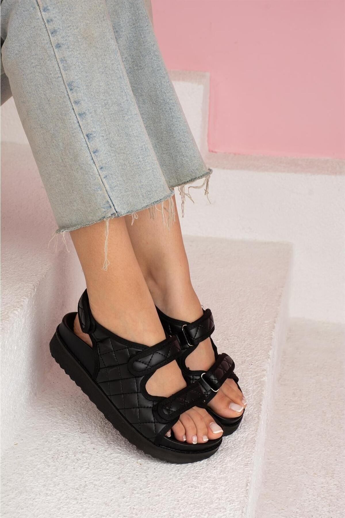 Quilted velcro strap sandals new arrivals
