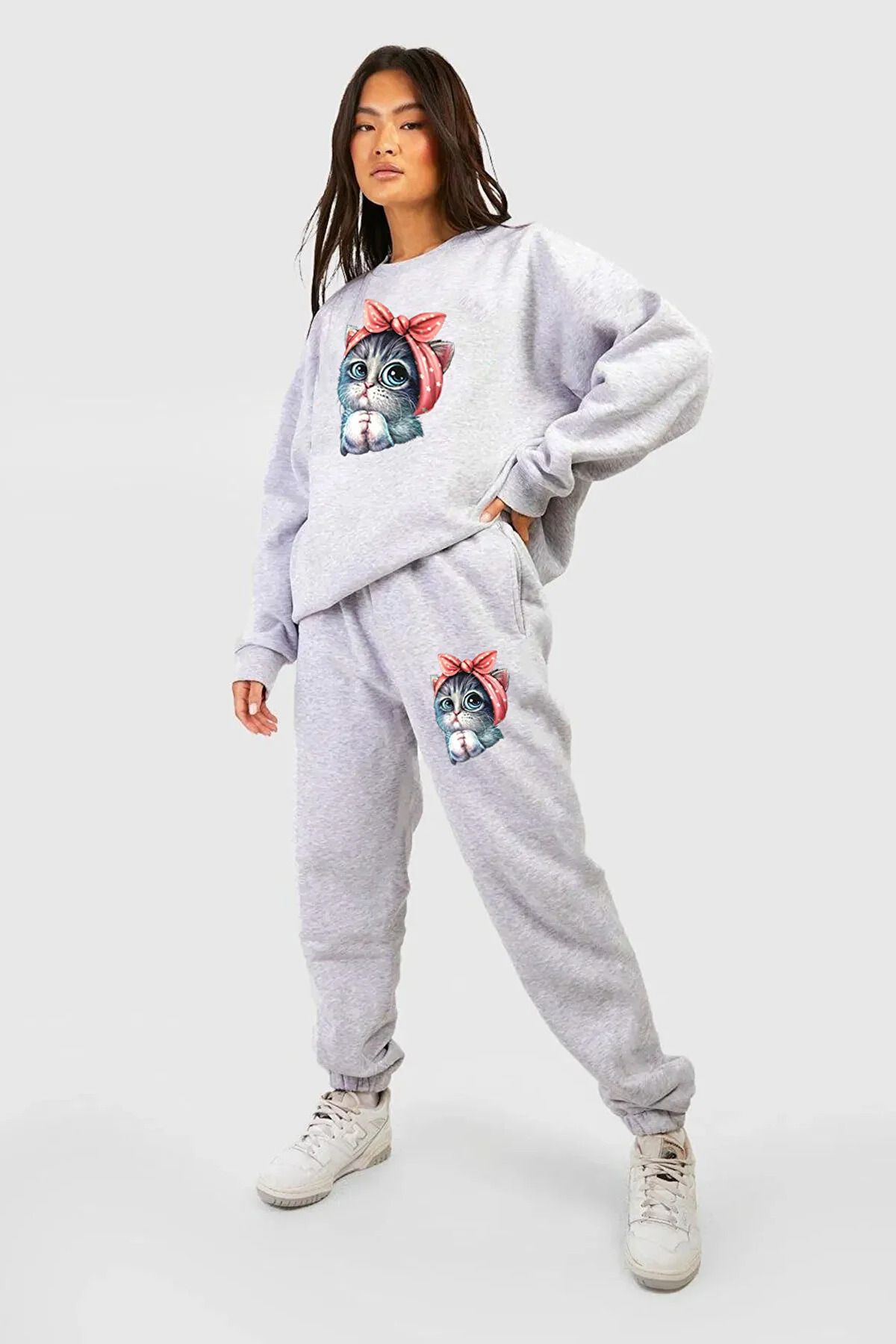 Grey sweatsuit shop set