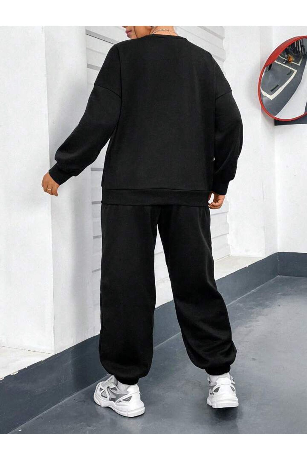 LOU SA Women s Black Boston Printed Crew Neck Sweatshirt Tracksuit
