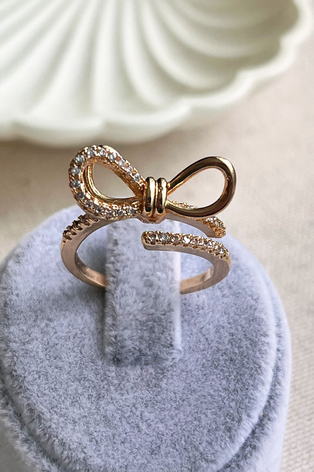MODA Caprea Brass Adjustable Bow Tie Ring Women s Ring Women s