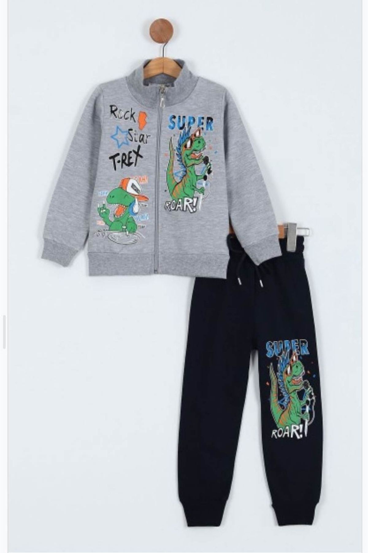diamondstar Boy s Dinosaur Printed Zippered Tracksuit Set 4 8
