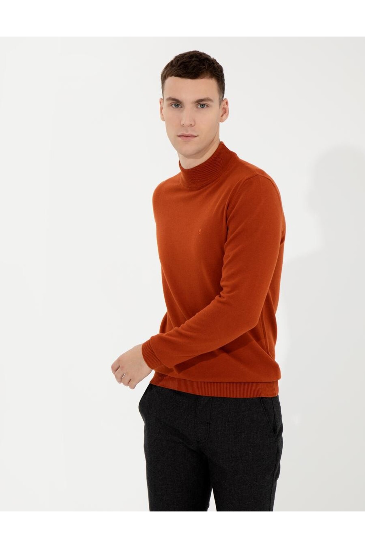 ژاکت کشی پیر کاردین مردانه اکریلیک فیروزه بیسیک راسته Slim Fit/اسلیم فیت    بیسیک کژوال/روزمره | Pierre Cardin G021SZ0TK.000.1652042.VR100 TR - تصویر 2
