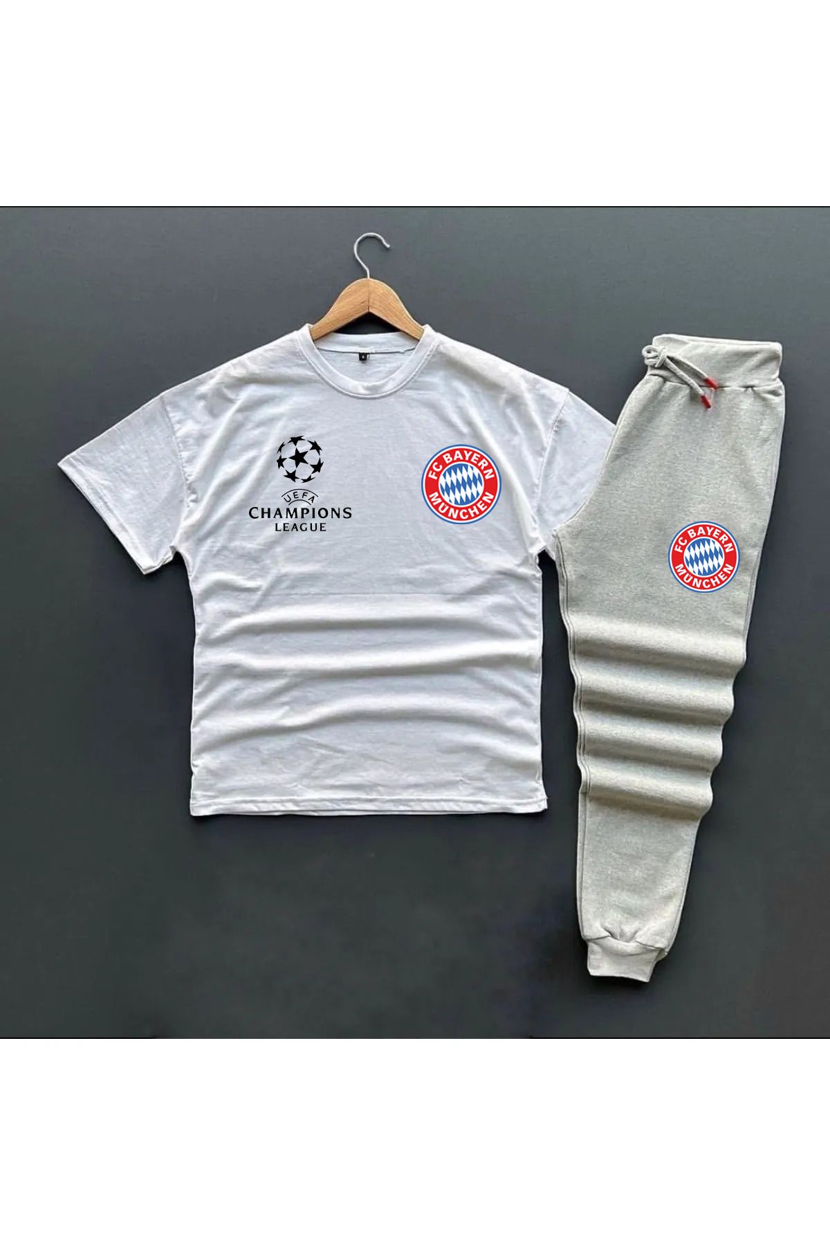 Pisa Art BAYERN MUNICH CHAMPIONS LEAGUE T SHIRT AND SLIM FIT