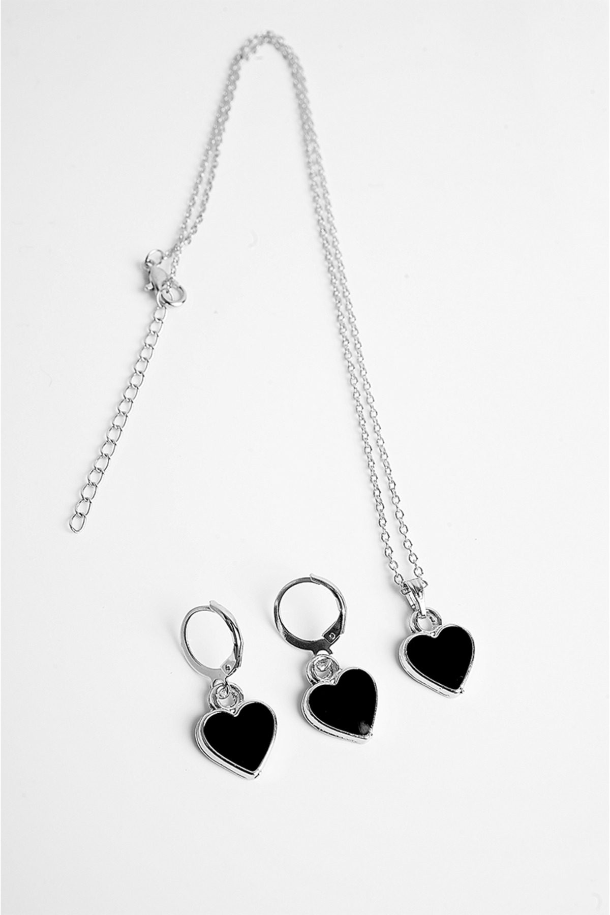 EUROMODA Kalp Tasarımlı Zirkon Taşlı Kolye Küpe Takım