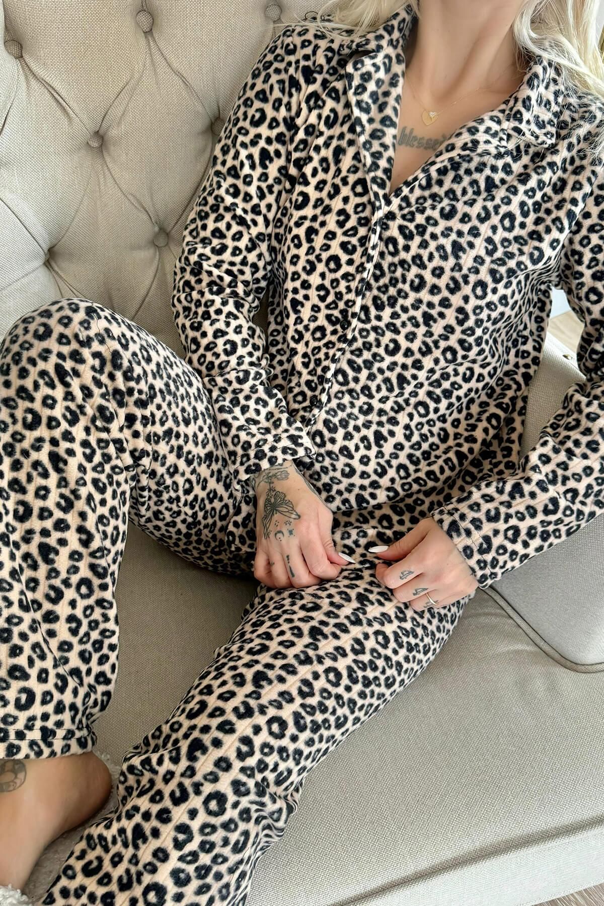 Pijamaevi-Brown Tier Patterned Front Buttoned Plush Fleece Pajama Set 4