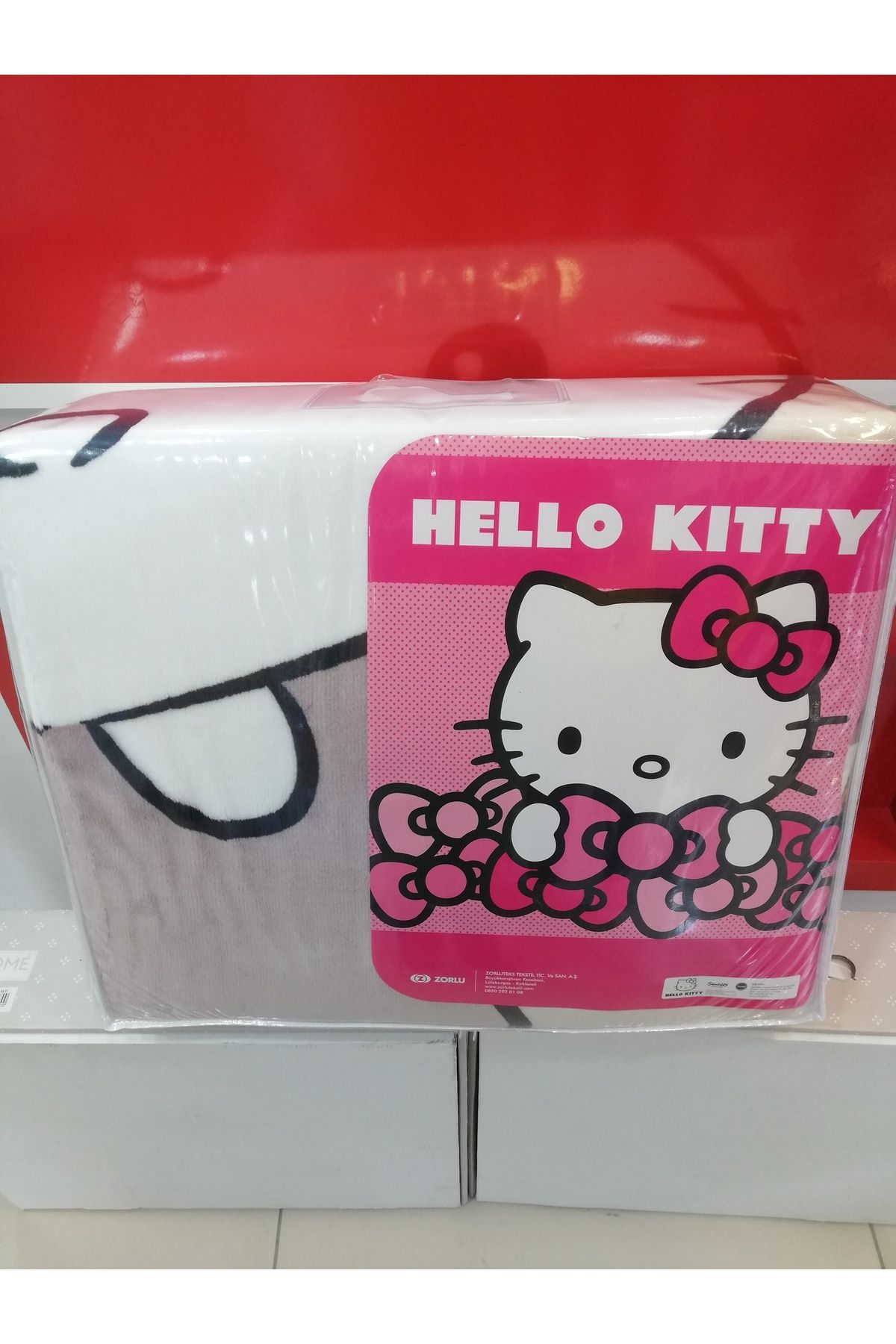 Kristal-Hello Kitty Blanket with Single License 2