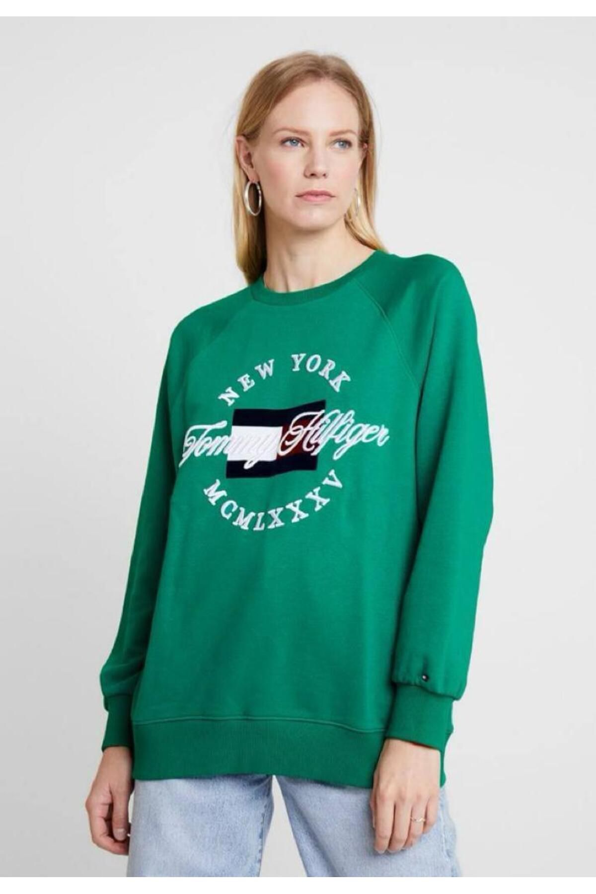 Tommy hilfiger lola hotsell sweatshirt