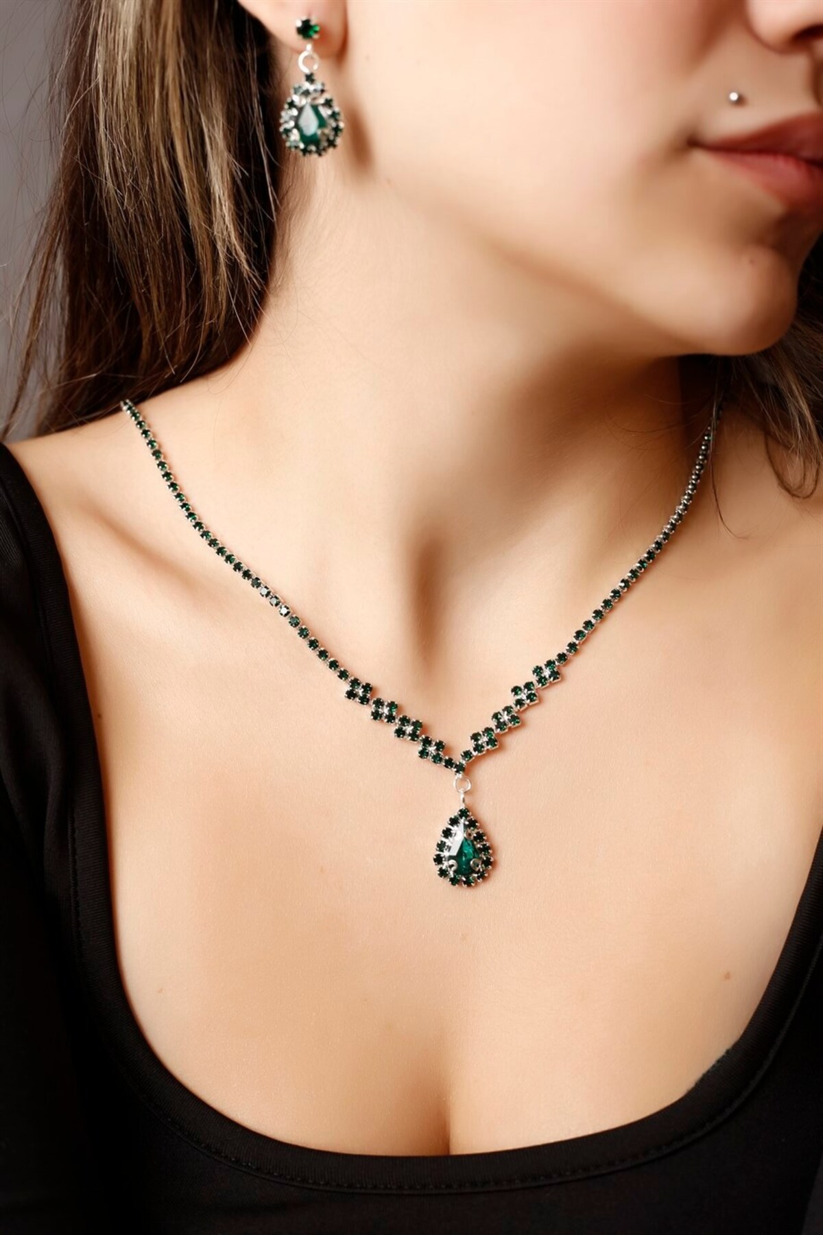 Green Waterway Zircon Gemstone Necklace Earrings Set Bridal Jewelry Set Engagement Set Party Invitation Set Silver Plated