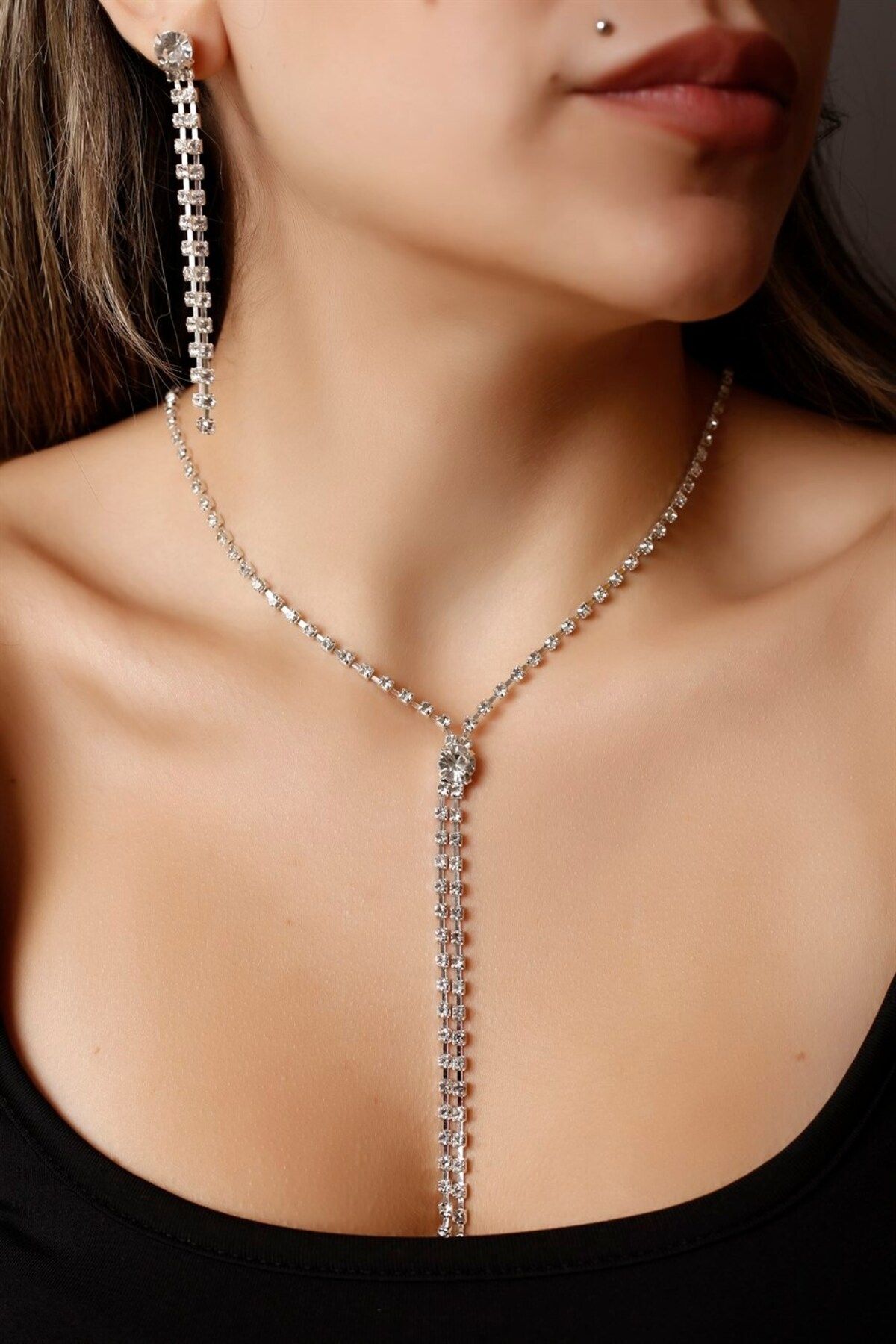 Silver necklace online earring set