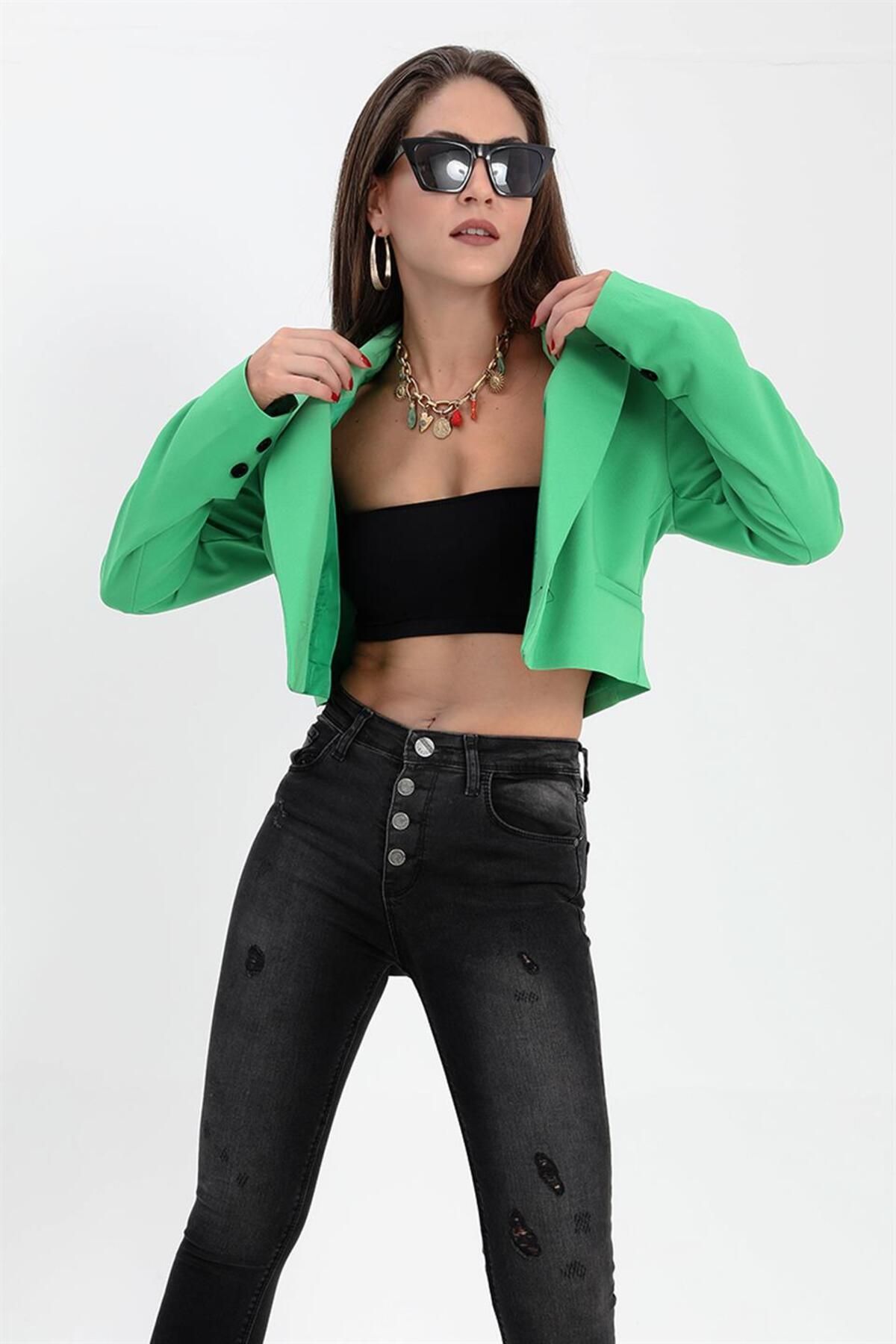 Short cropped jacket deals
