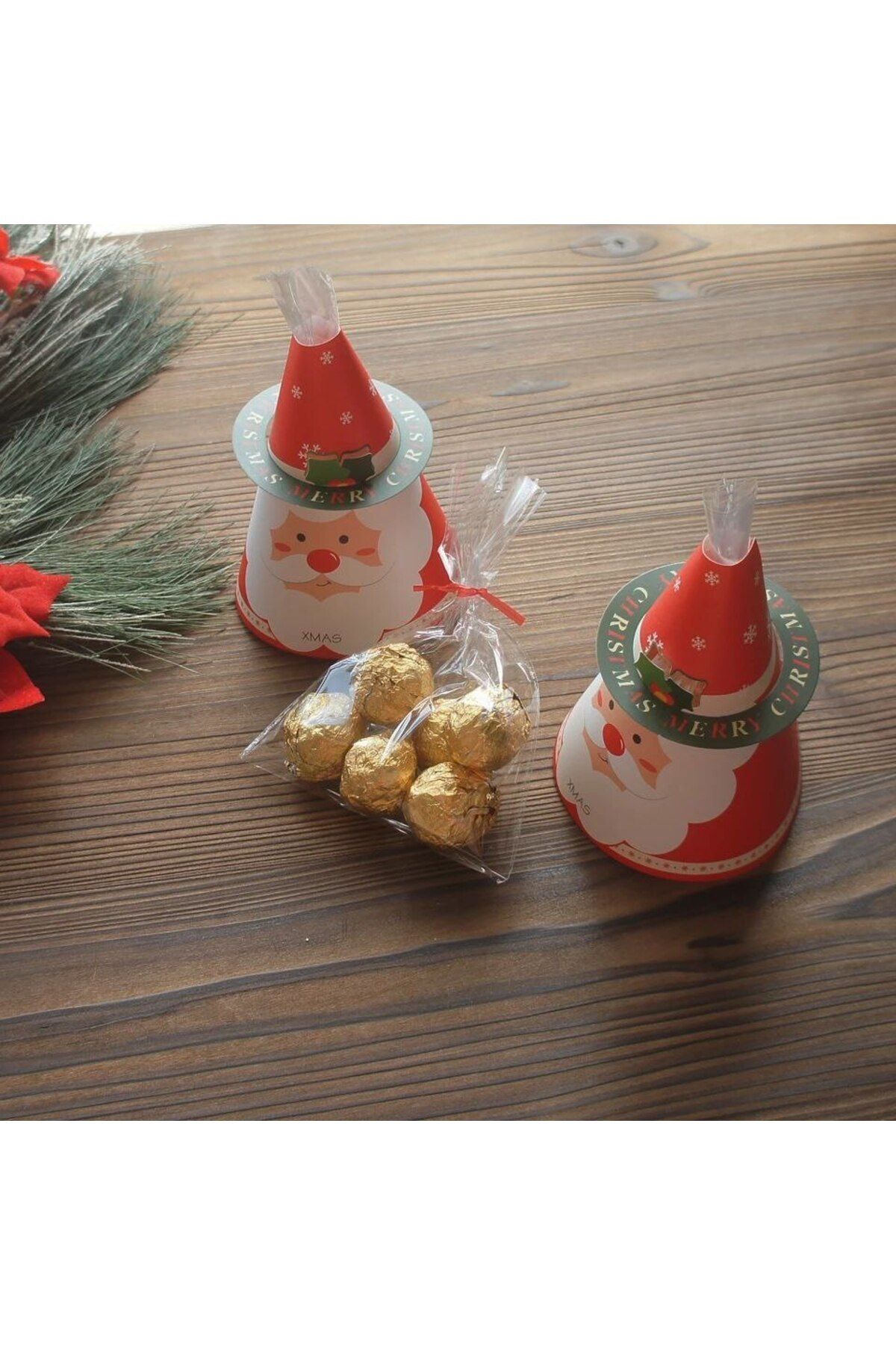 Kutumania-New Year's Themed Cone Shaped Candy and Chocolate Box 7