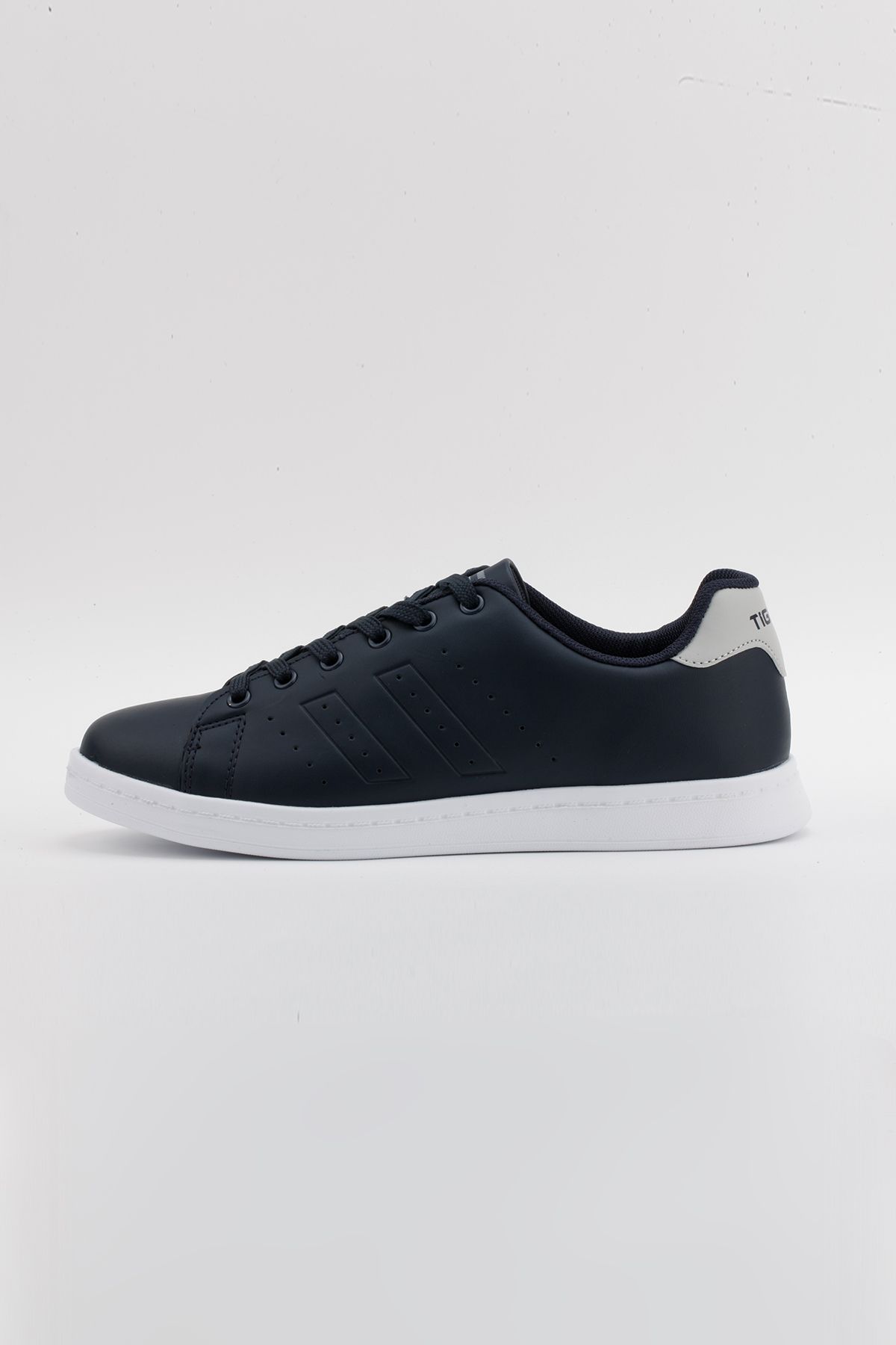 Adidas b43733 2025