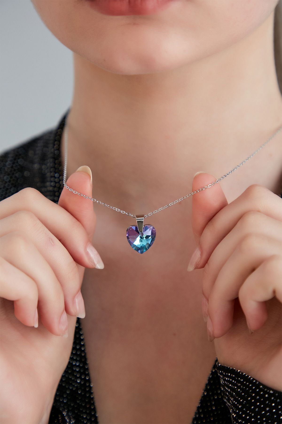 Hologram discount necklace silver