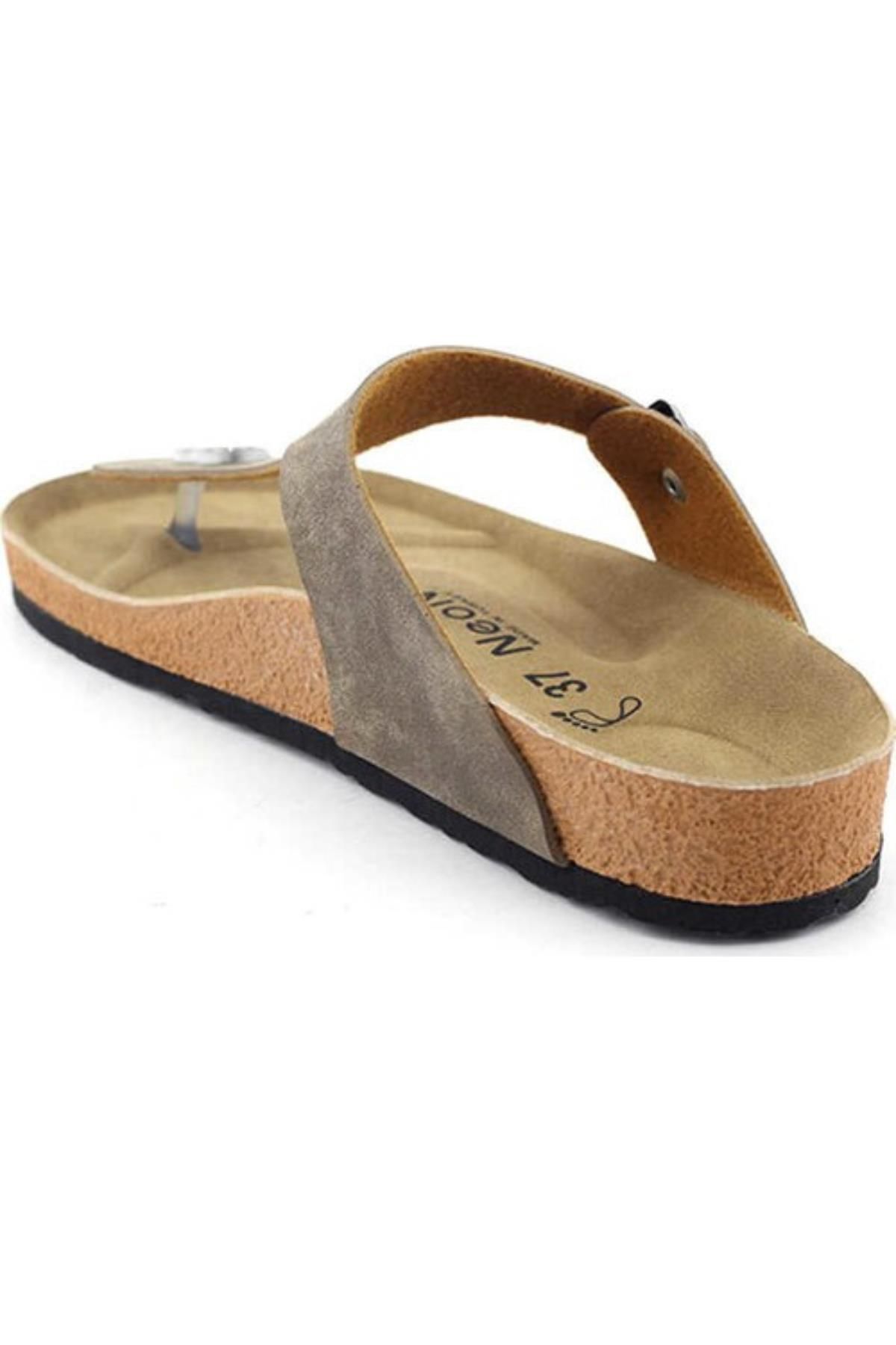 Skechers granola pyramids online