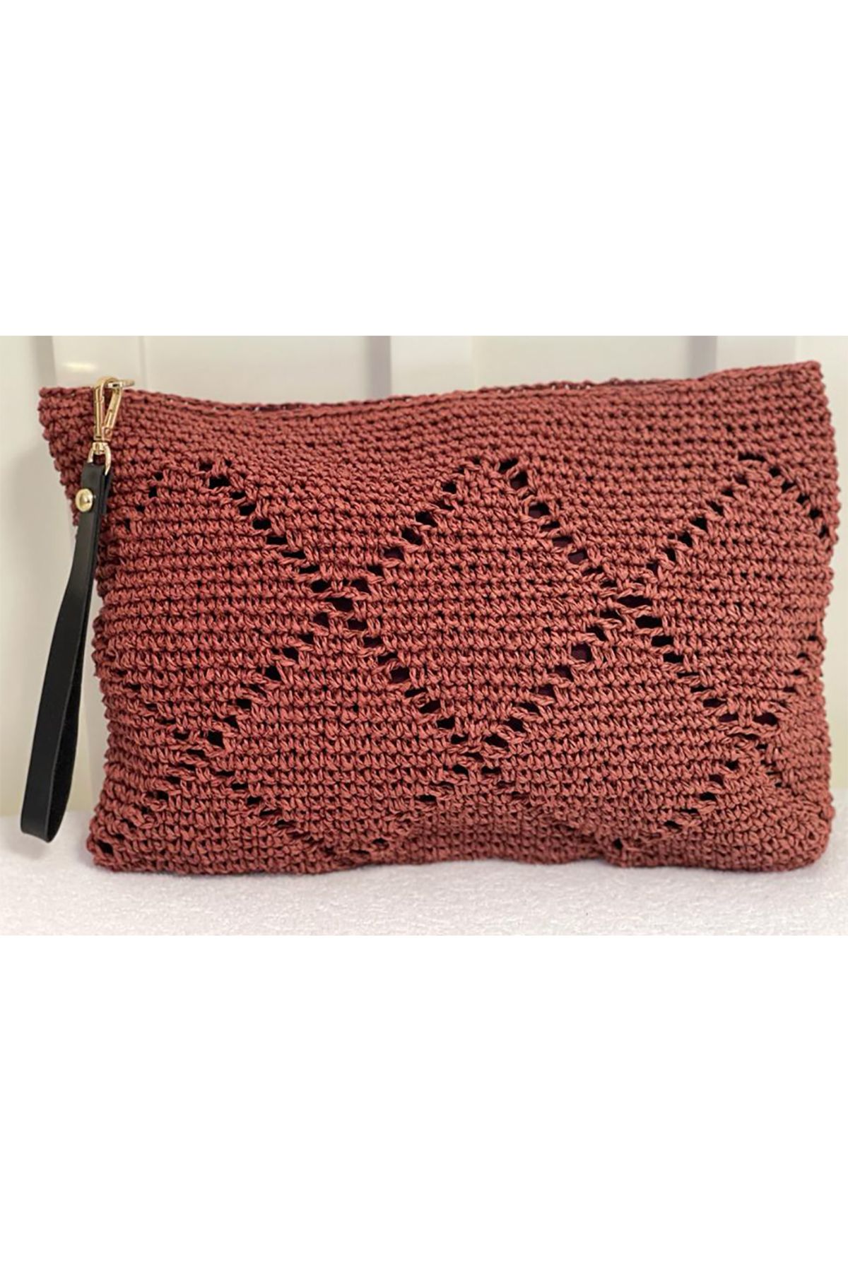 Dark 2025 brown clutch