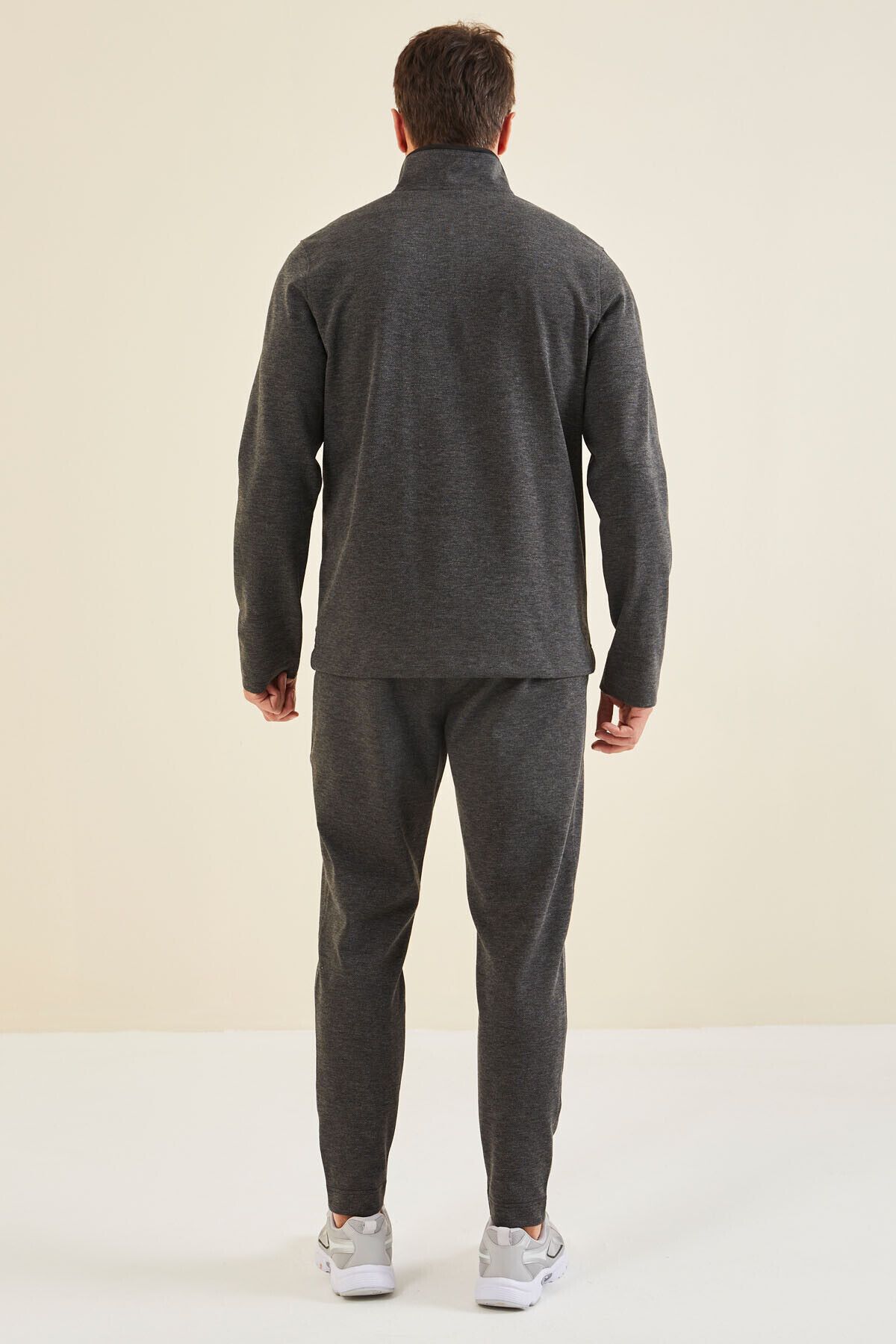 Air Jones Carlos Anthracite Melange Standard Mold Men s Tracksuit