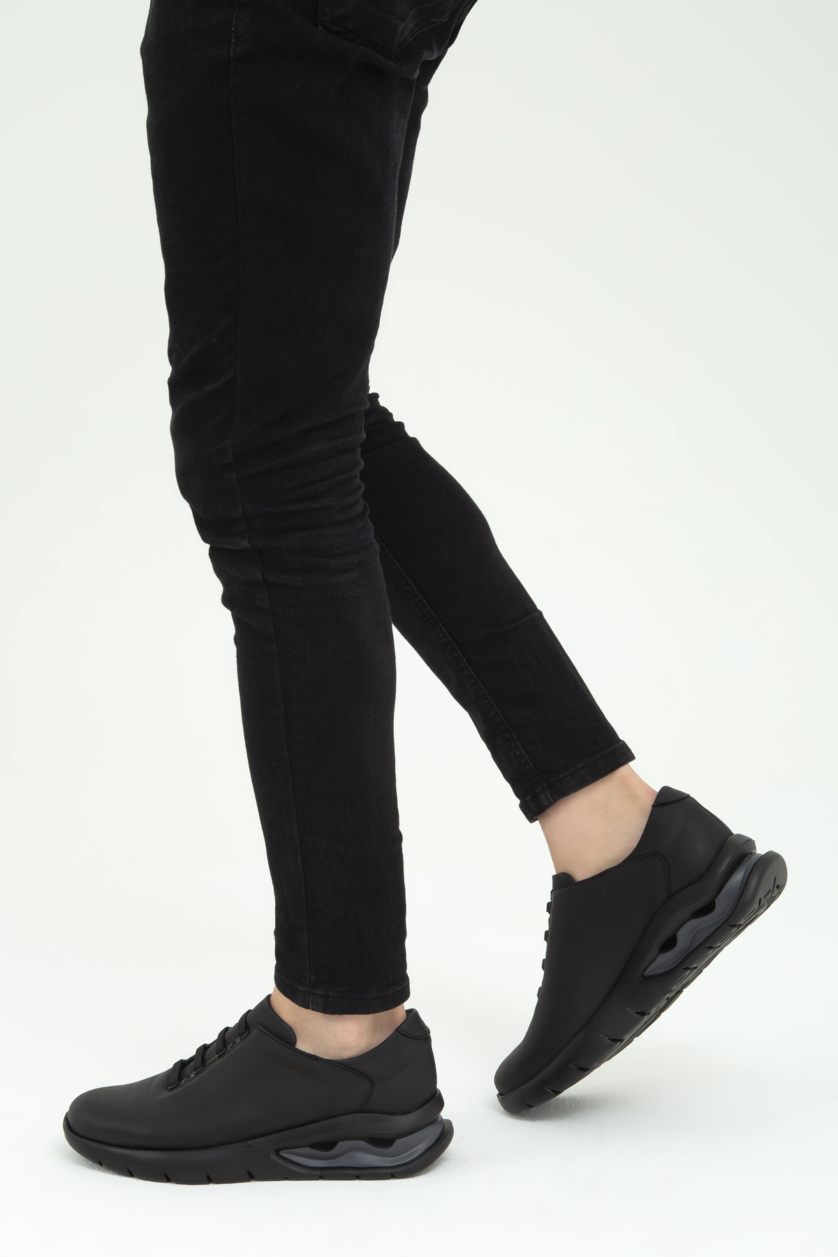 کالاگان کفش‌های کتانی و ورزشی چرمی مردانه ۶۱۸ ۴۵۴۱۴ Erk Ayk Sk22/23