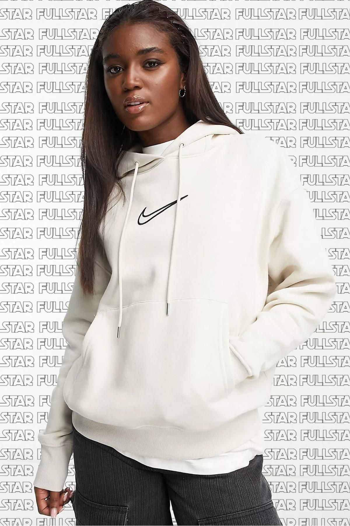 Nike hoodie sale loose fit