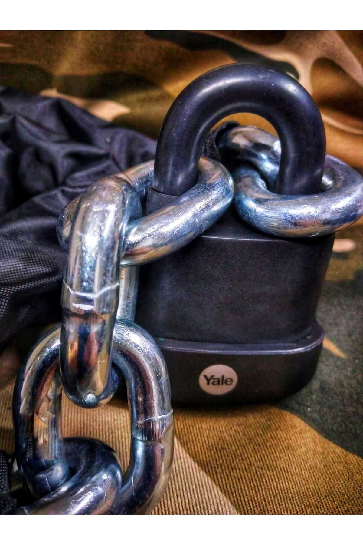 Heavy duty chain and padlock store