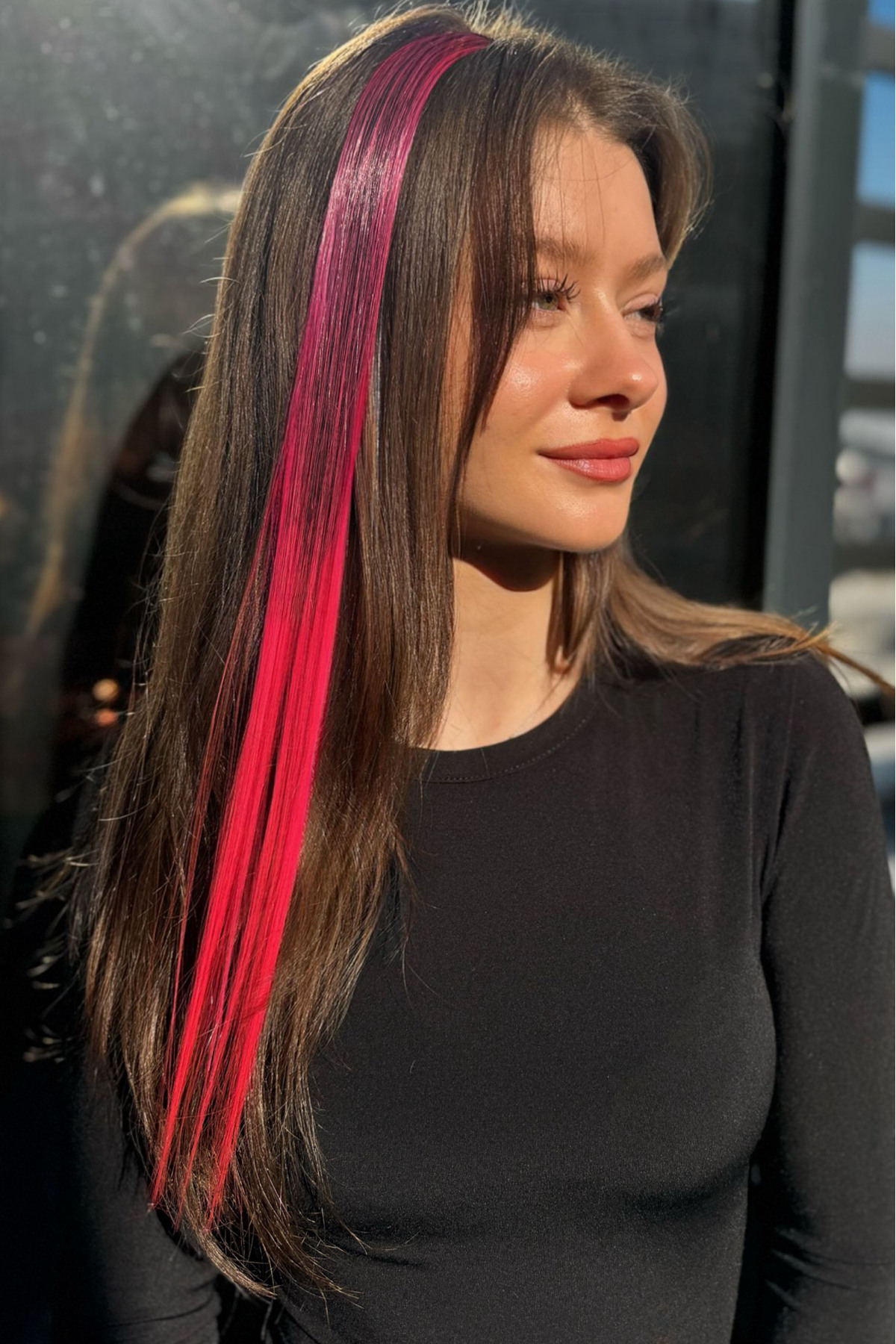 TAKIŞTIR Siyah - Pembe Çıt Çıt Yan Postiş 50 cm