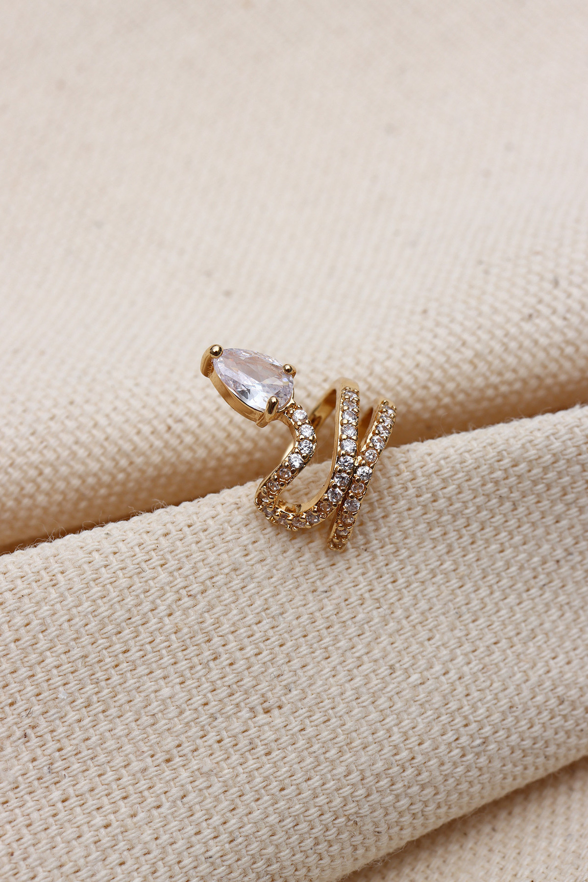 Yılan Figür Taşlı Gold Renk Ear Cuff Kıkırdak Küpe(VİP)