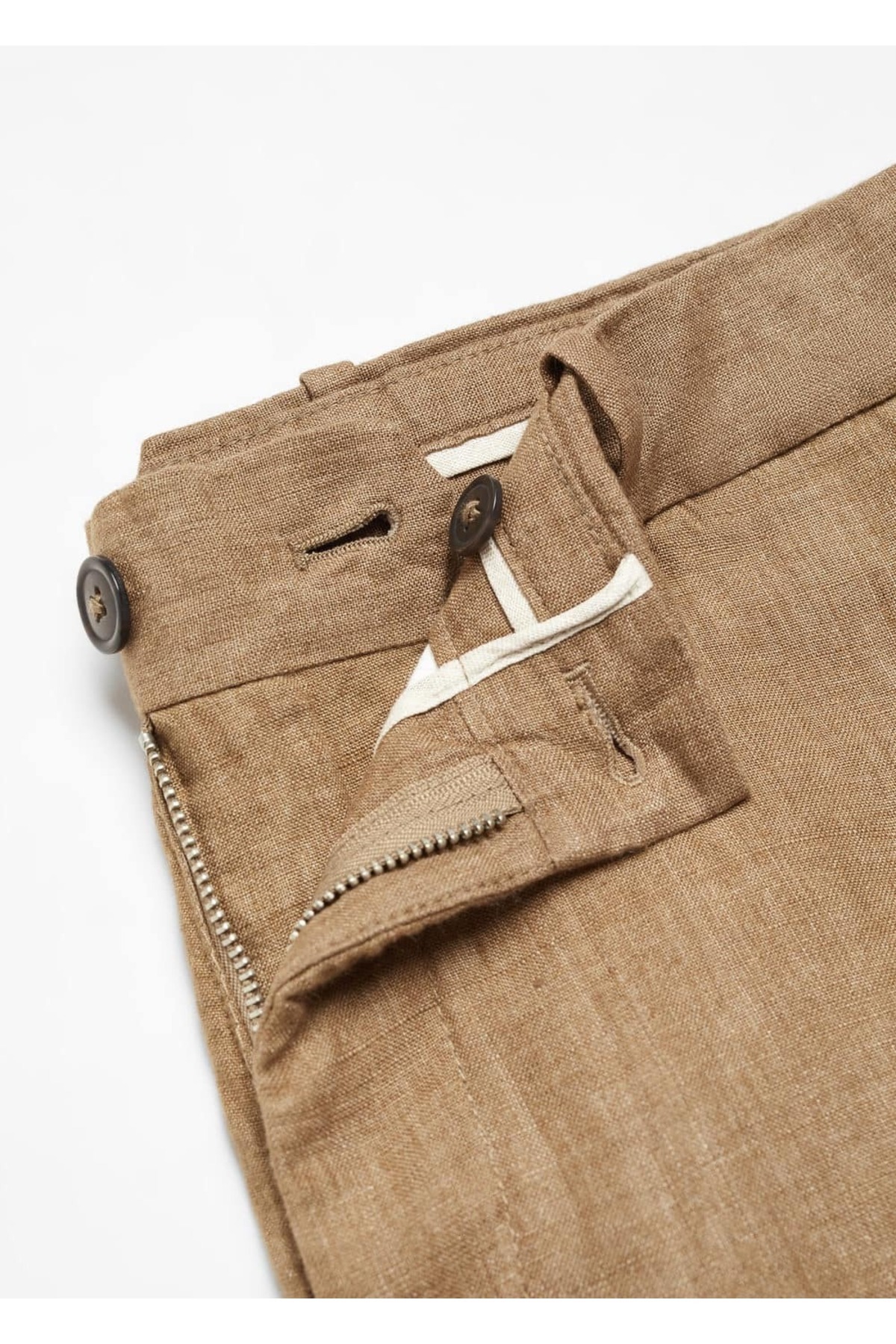 شلوار مردانه قهوه ای منگوMANGO Man | 57074784 اورجینال - تصویر 2