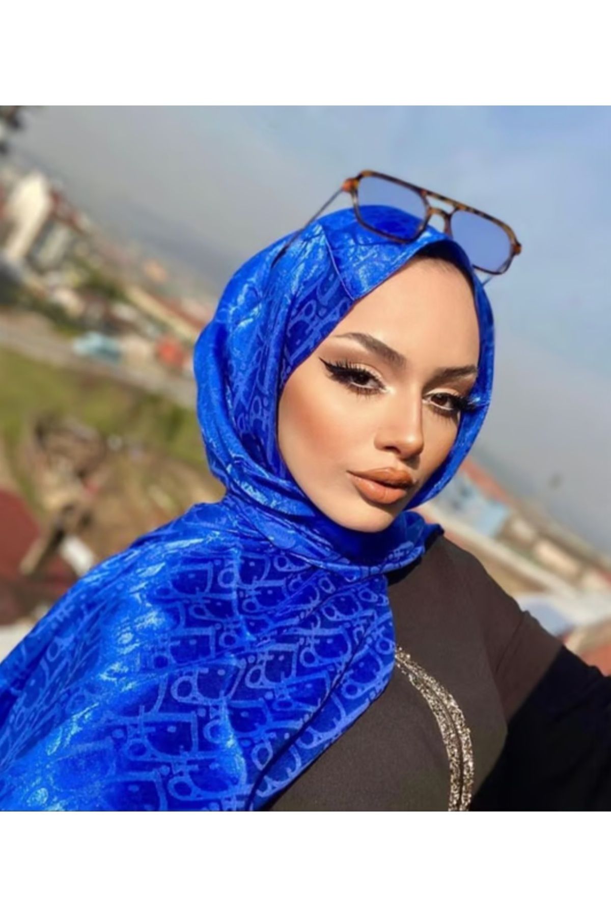 Dior headscarf price 2025