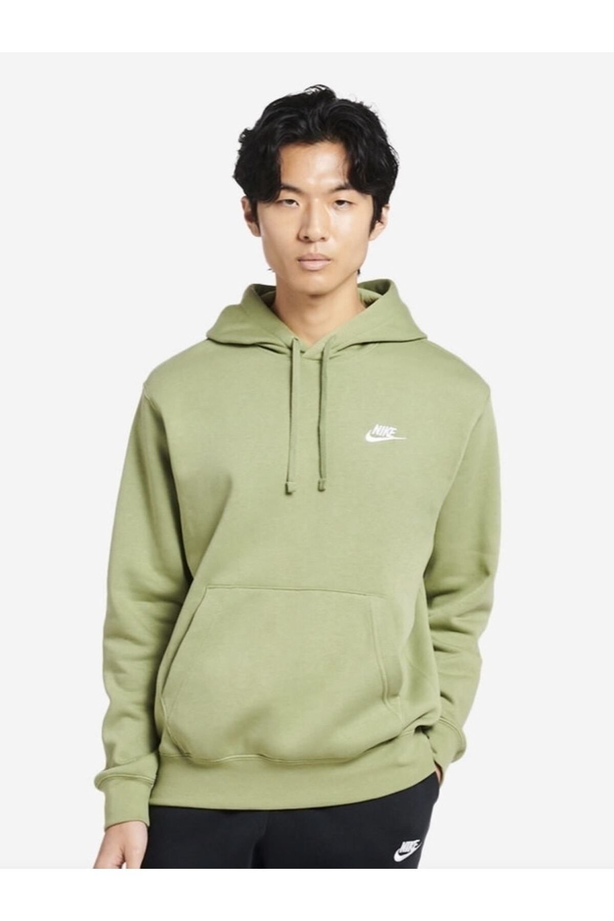 Nike Sweatshirt Green Regular fit Trendyol