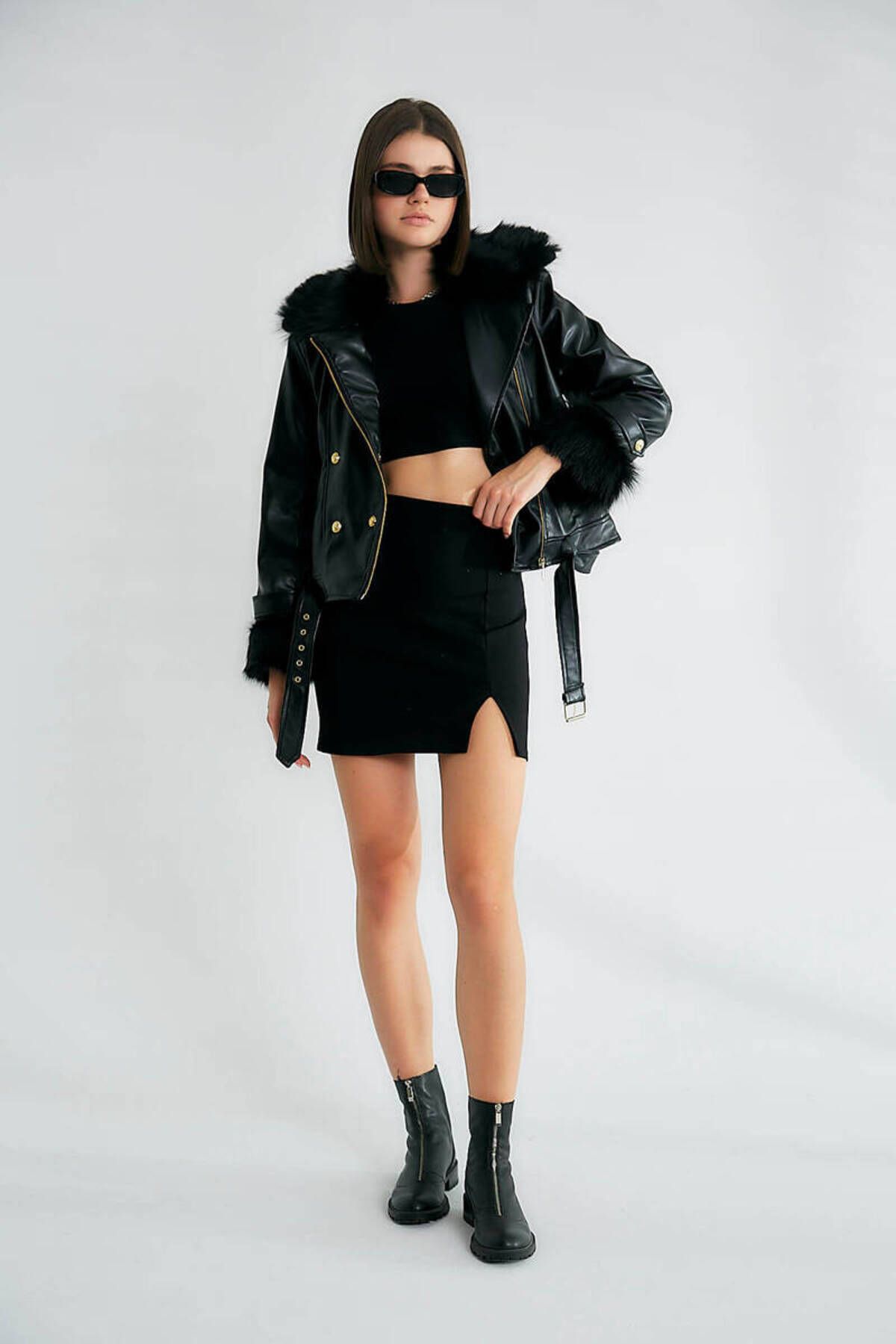 complete the look image