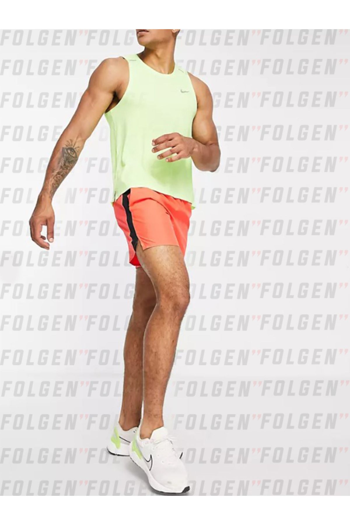 Red nike challenger 2025 shorts