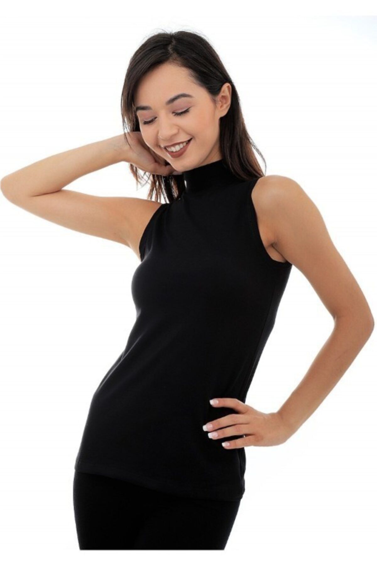Black turtleneck on sale undershirt