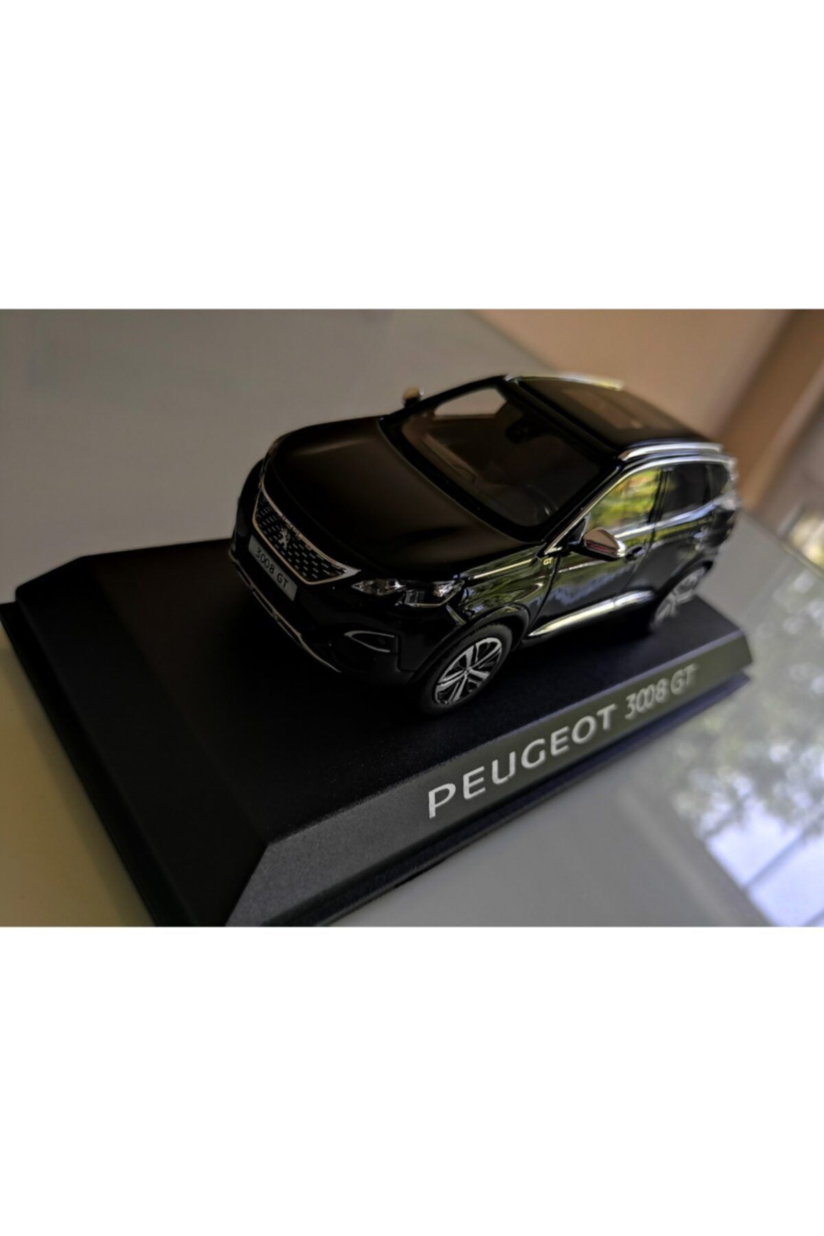 Miniature peugeot 3008 on sale
