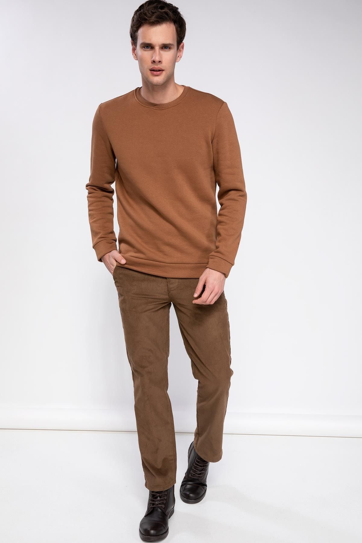 Defacto Erkek Oscar Relax Fit Kadife Chino Pantolon J1052az 18cw Kh265 Trendyol