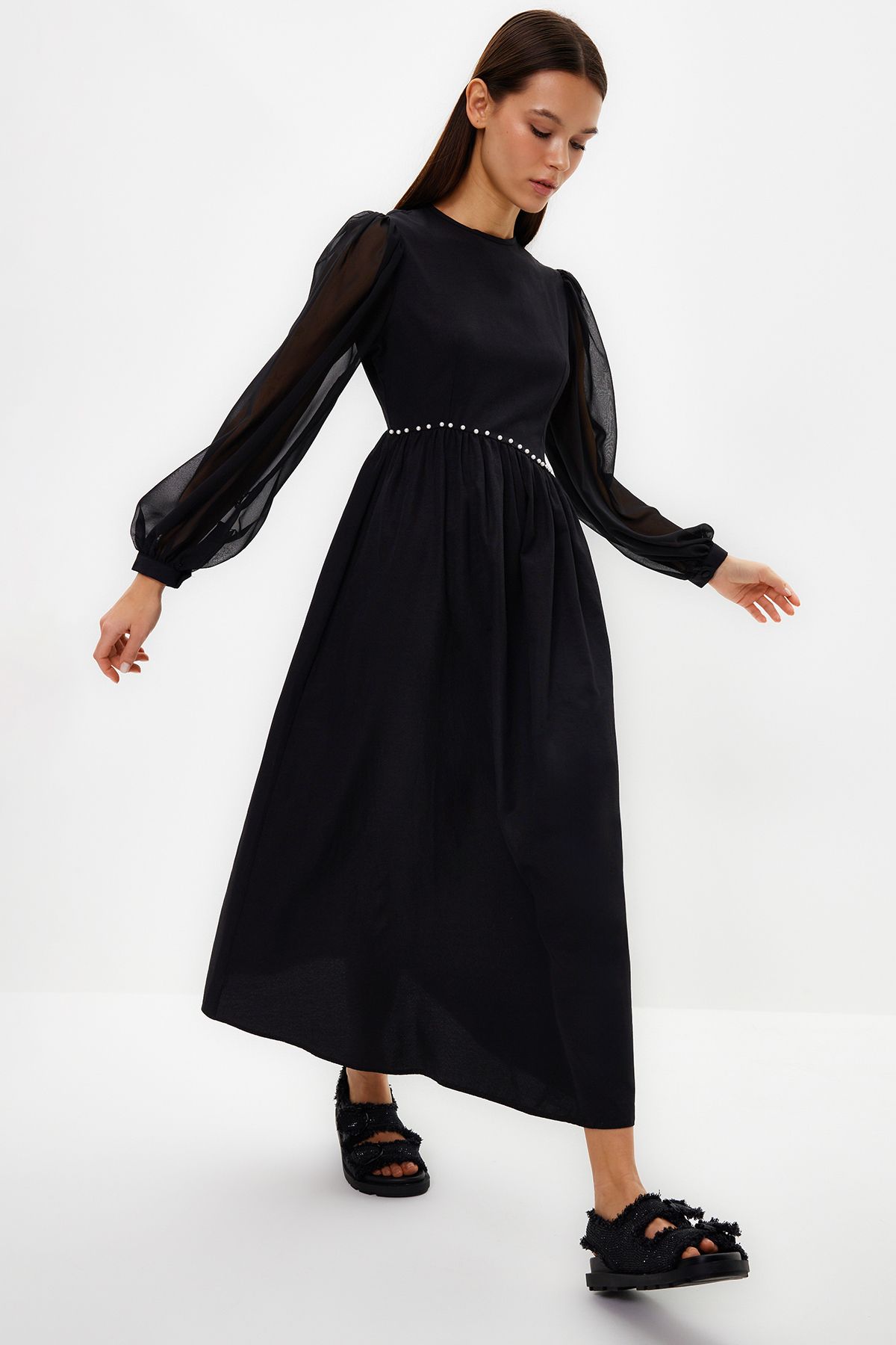 Trendyol Modest-Black Sleeves Chiffon Waist Pearl Detailed Evening Dress TCTSS24DB00005 3