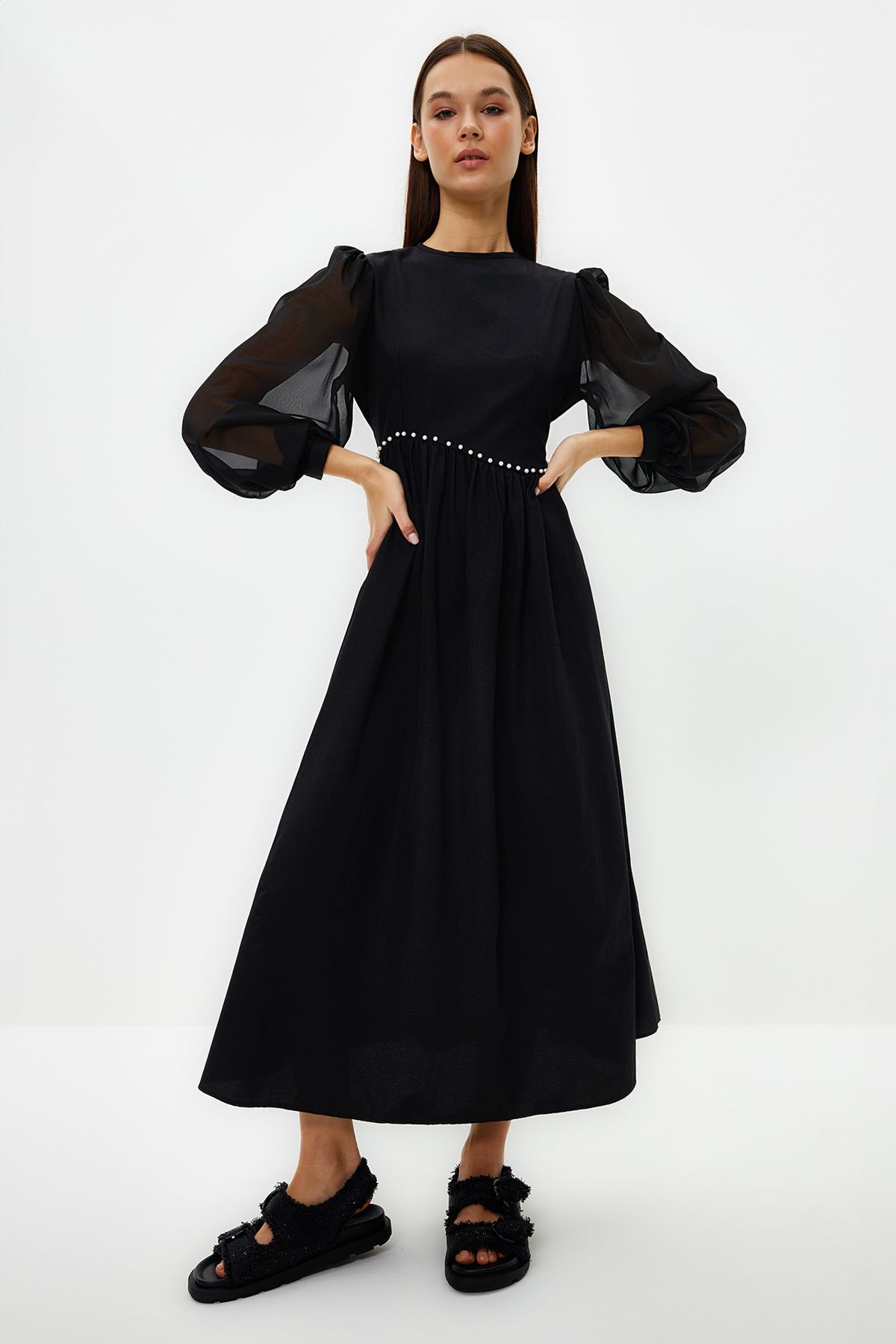 Trendyol Modest-Black Sleeves Chiffon Waist Pearl Detailed Evening Dress TCTSS24DB00005 1