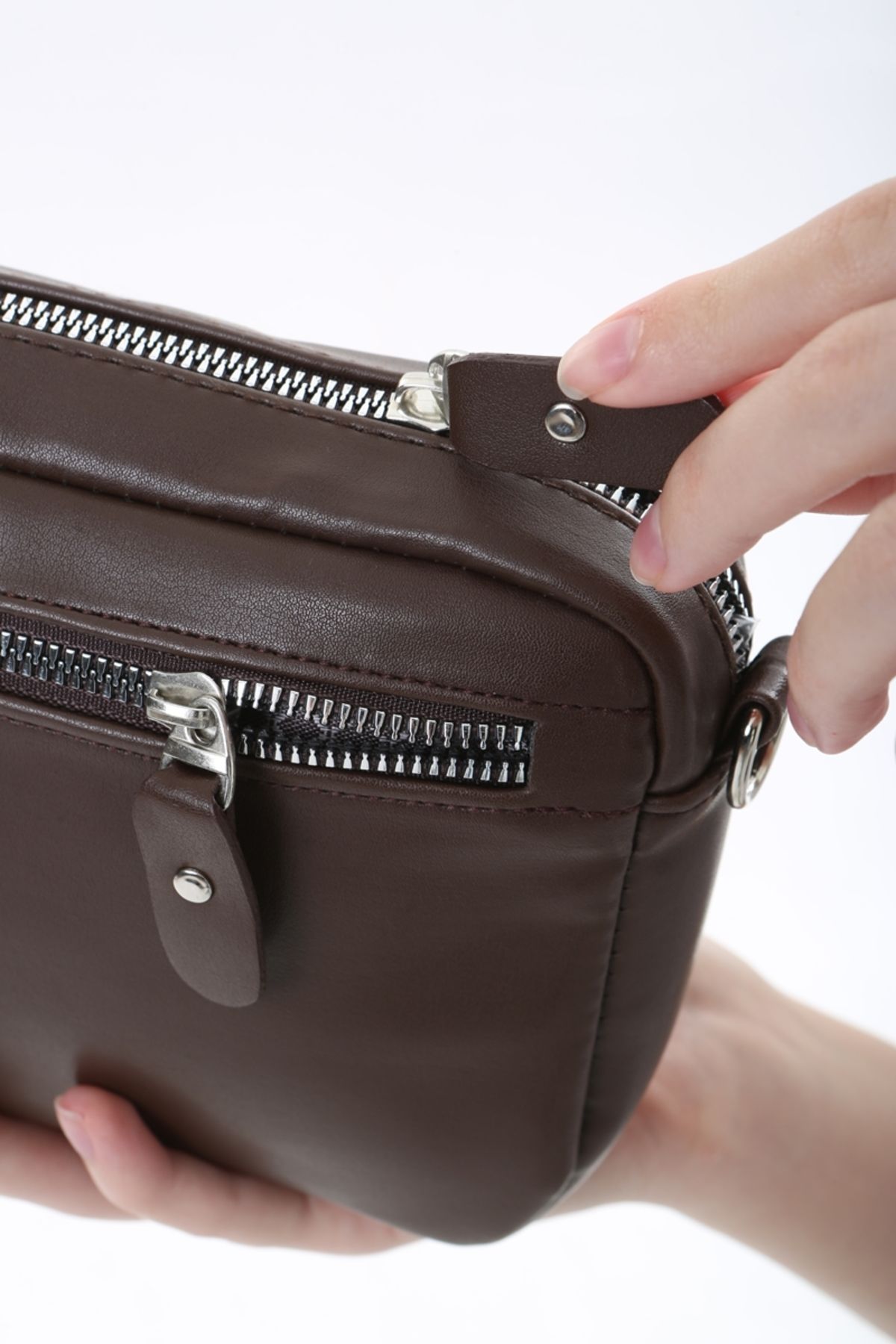 Dark new arrivals brown purse