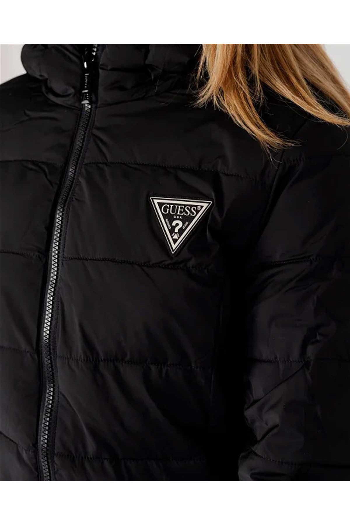 Guess windbreaker 2025
