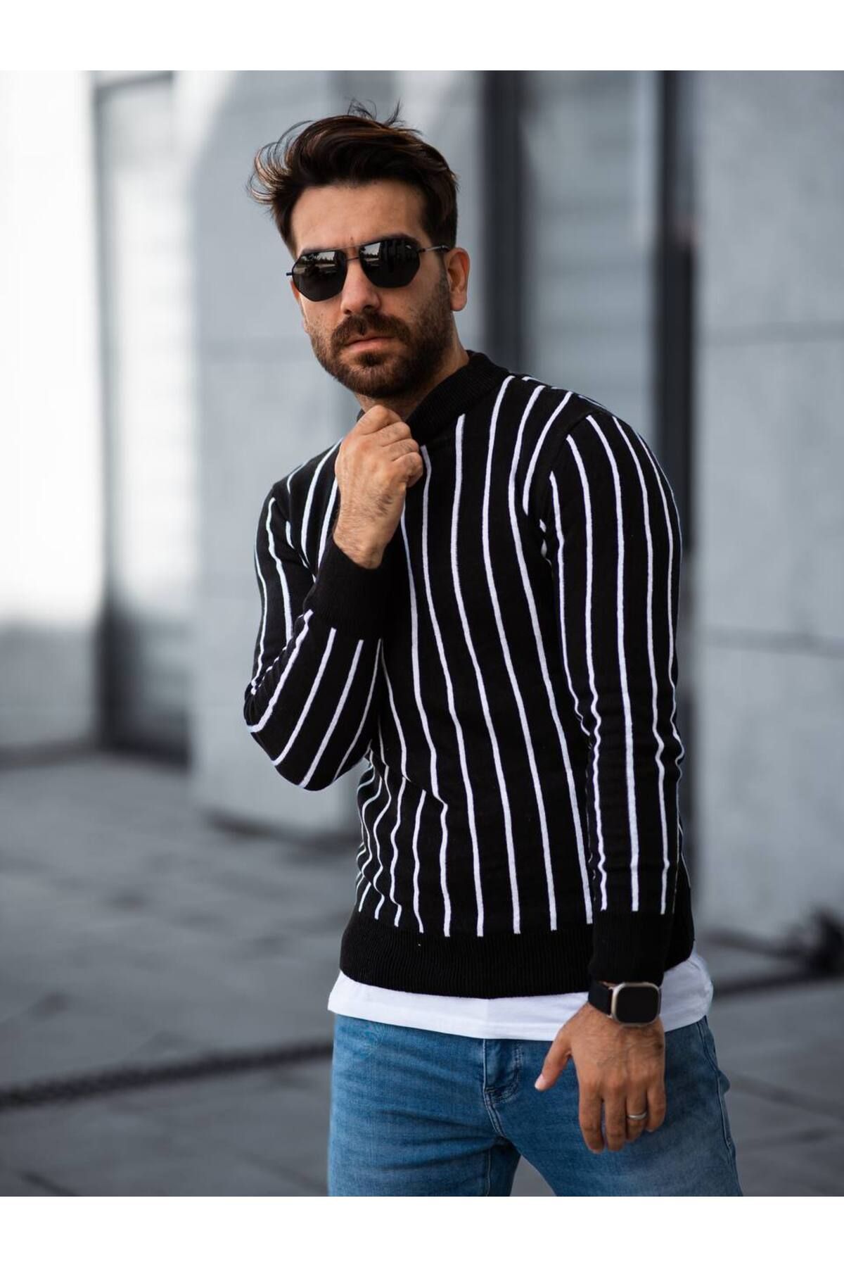 Otaku sweater clearance