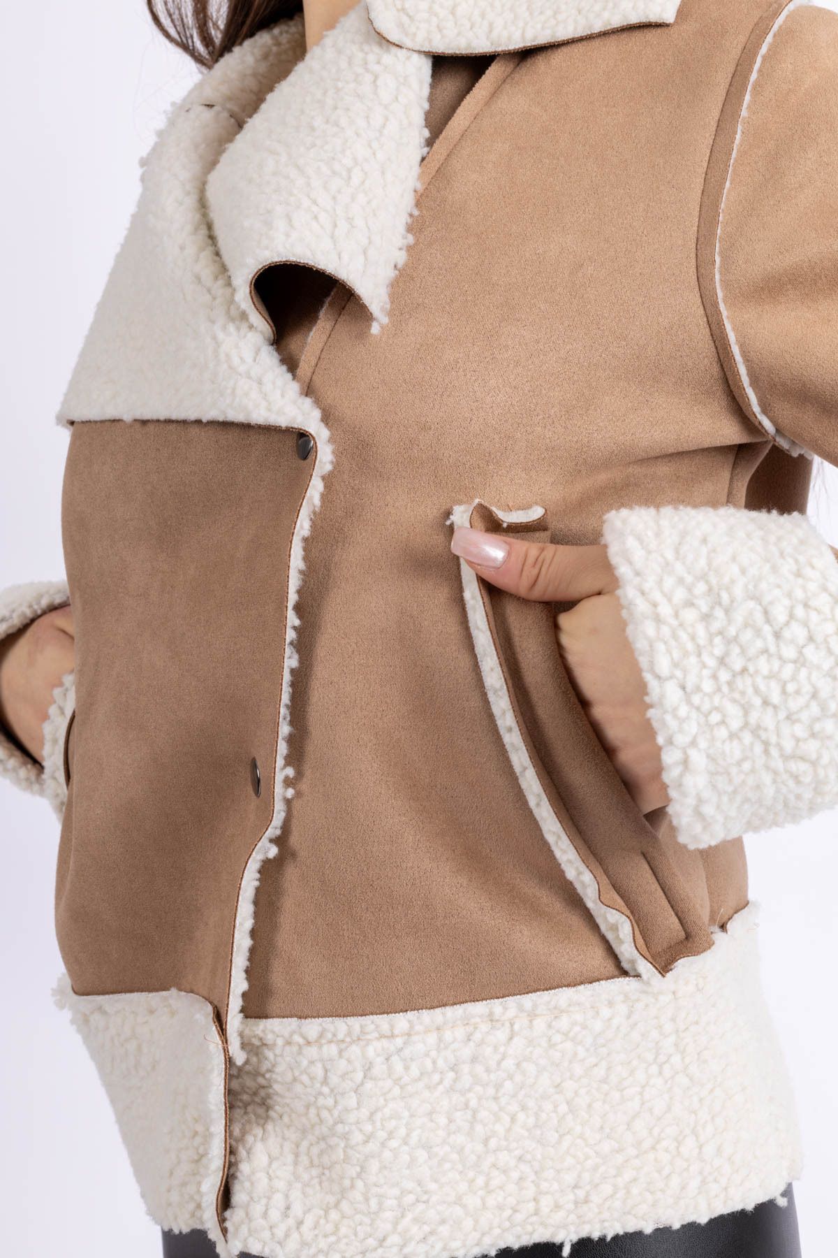 FV-Double Breasted Collar Plush Women's Coat with Snap Buttons Fur Coat Black-White, Tan-White 7