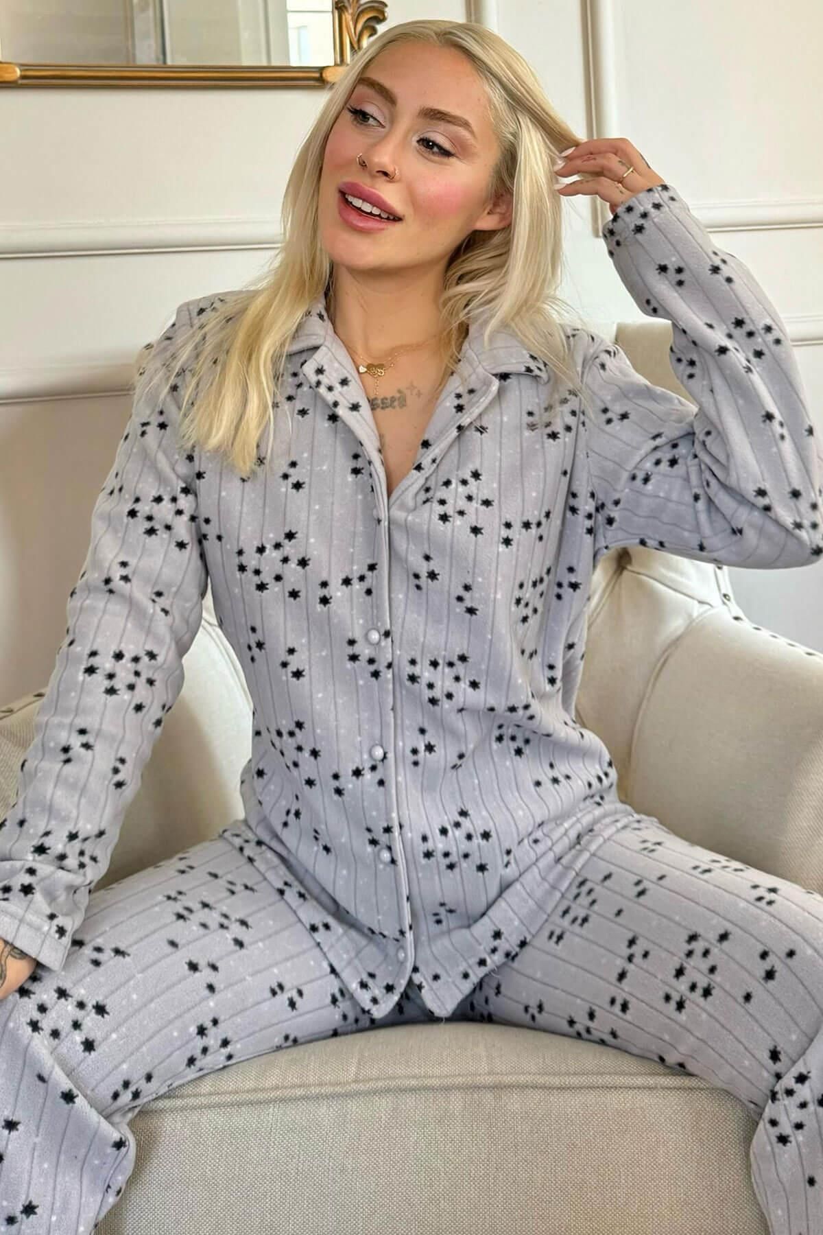 Pijamaevi-Gray Black Poolster Patterned Front Buttoned Plush Fleece Pajama Set 1
