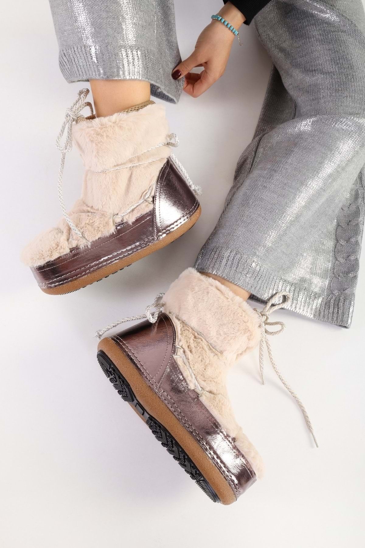Shoeberry-Women's Snowie Beige Furry Thick Sole Snow Boots 5
