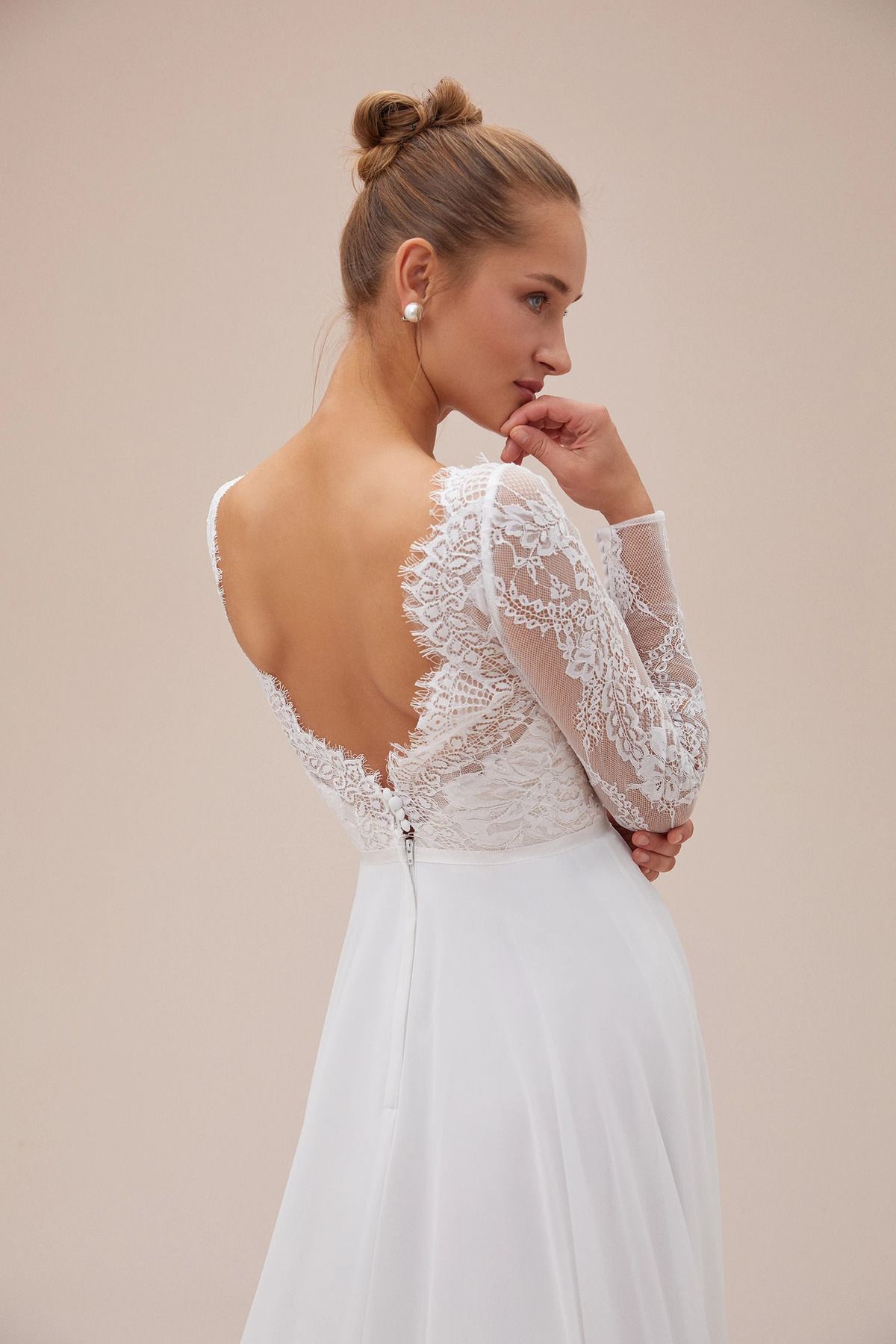 https://cdn.dsmcdn.com/ty1102/product/media/images/prod/SPM/PIM/20231222/17/c056285e-358f-3062-8e1f-07f88b81ce01/1_org_zoom.jpg