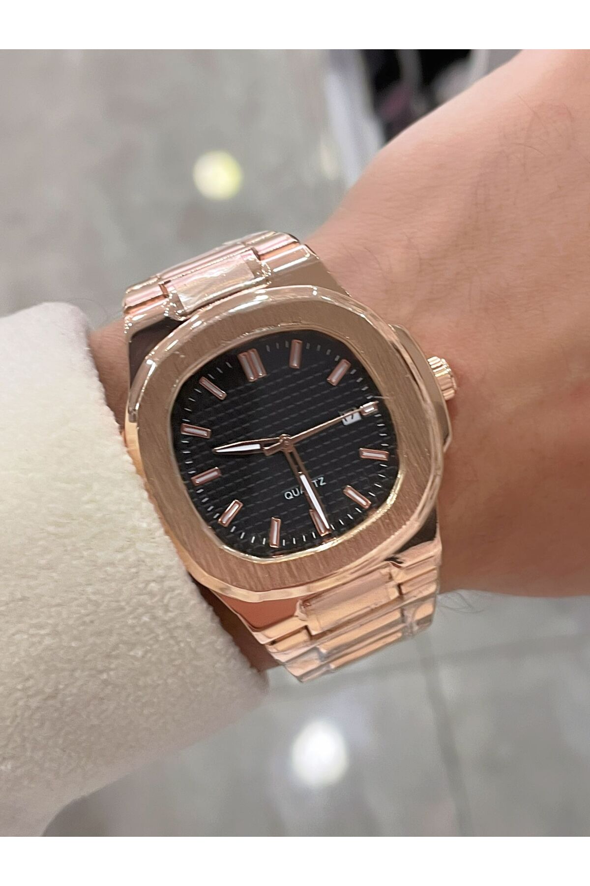 ساعت مچی مردانه لوکس با تقویم