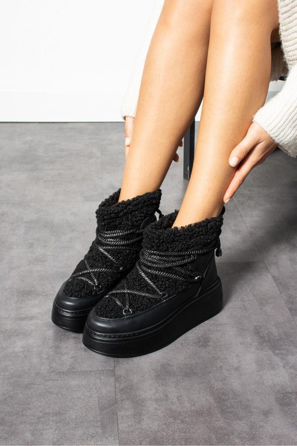 Guess sales claudia boots