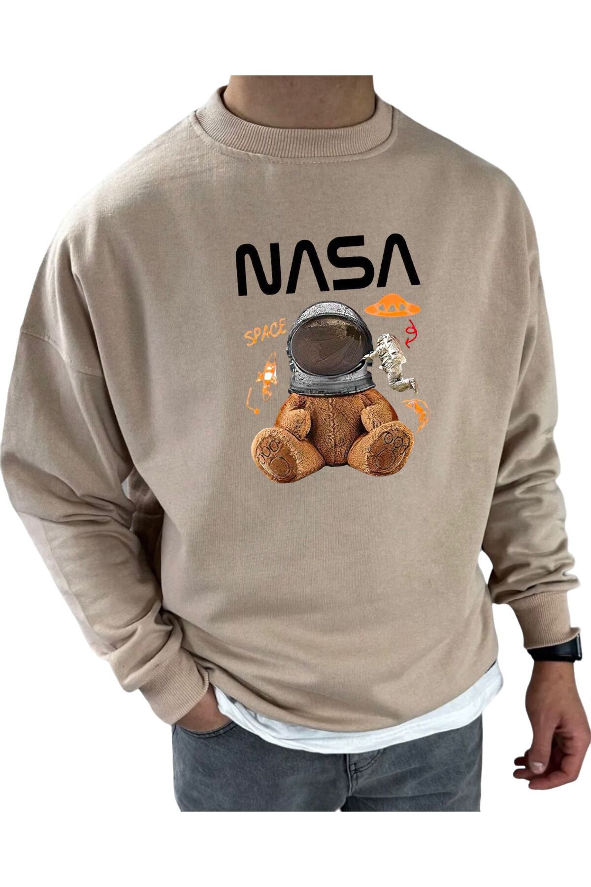 Nasa sweatshirt best sale trendyol