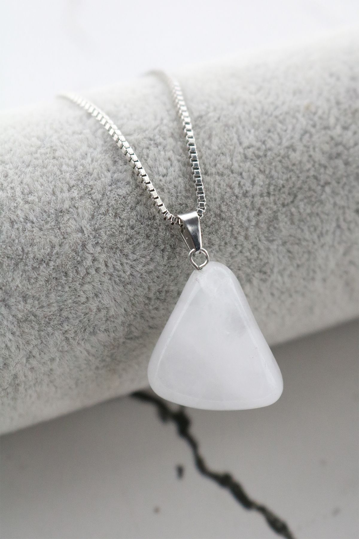 Womens crystal outlet necklace