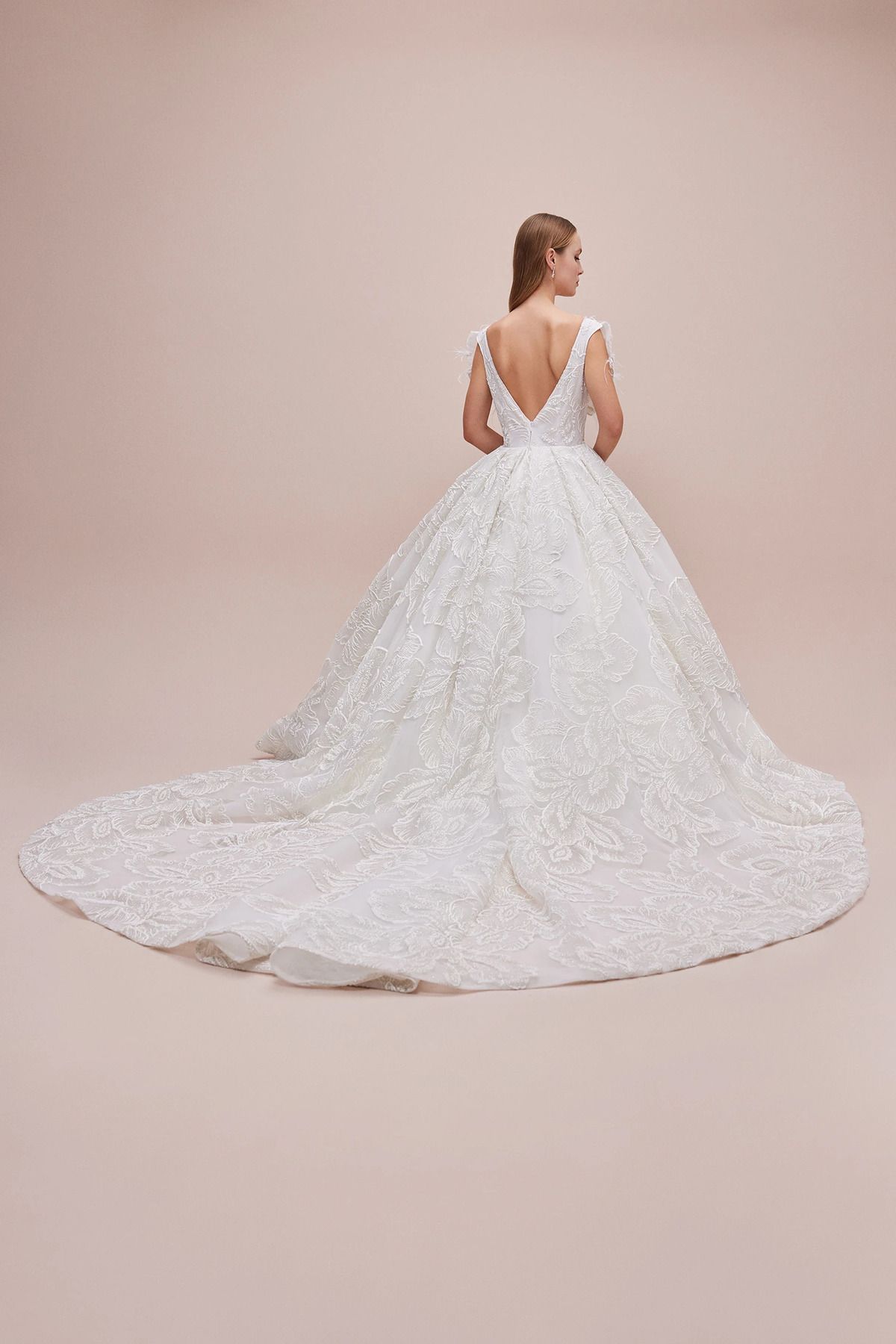 https://cdn.dsmcdn.com/ty1103/product/media/images/prod/SPM/PIM/20231222/17/c1553cd8-cd01-3e3c-9bf9-7b2df4c5a908/1_org_zoom.jpg