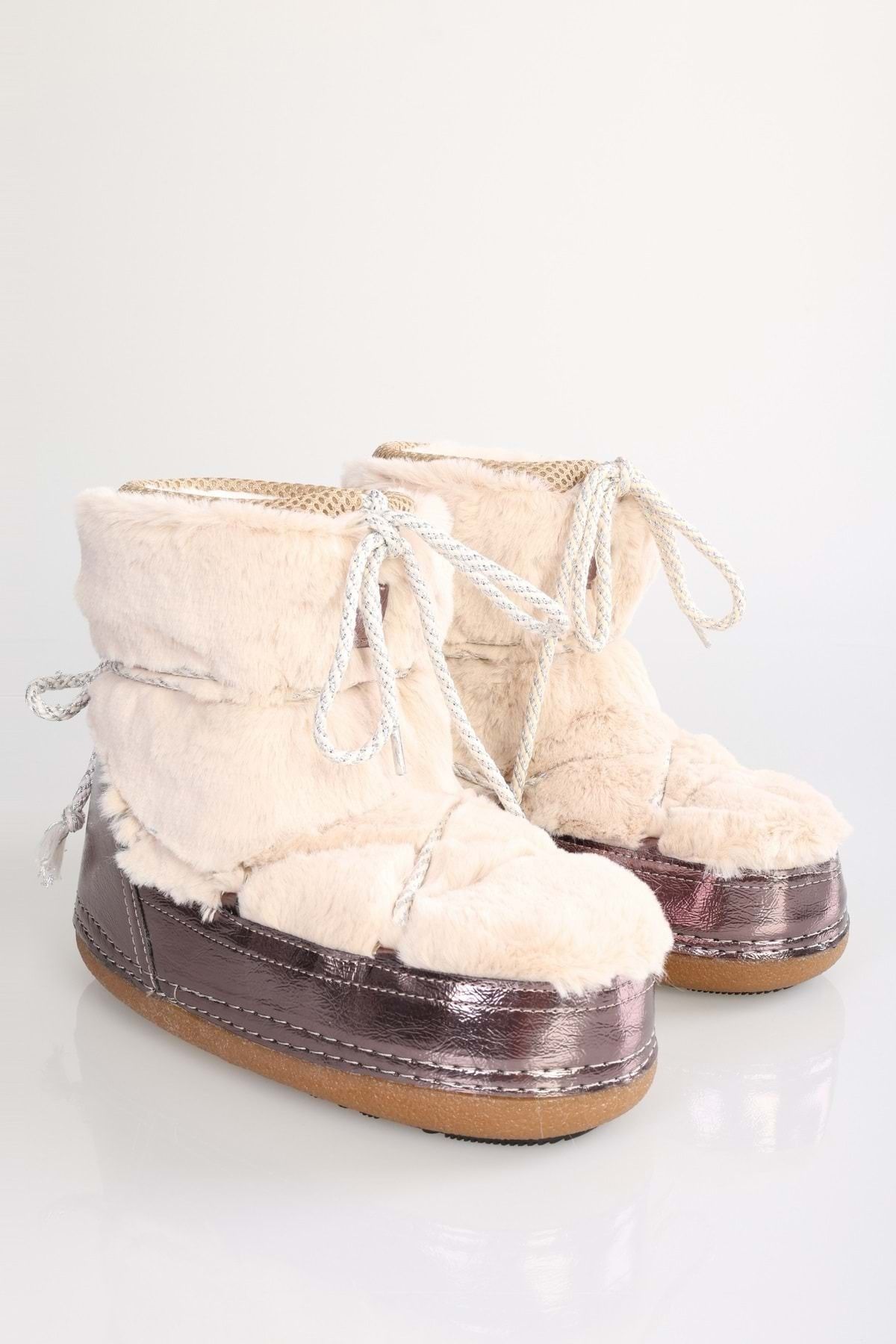 Shoeberry-Women's Snowie Beige Furry Thick Sole Snow Boots 1
