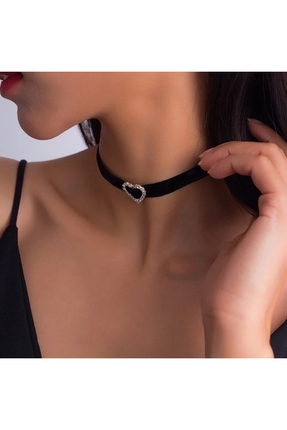 Âlâ Atelier Boho kadife kurdeleli kalpli kristal taşlı choker tasma kolye